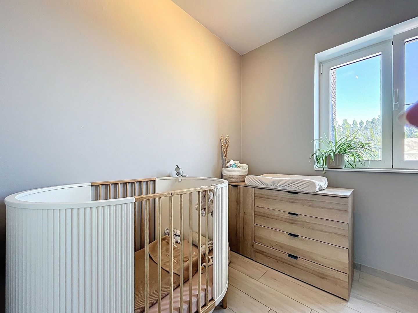 Penthouse te koop in Lint.  Modern wonen met een vleugje rust in de Zuidrand van Antwerpen! foto 13