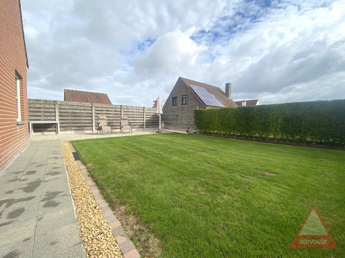 Passendale – Gelijkvloerse woning met ruime tuin en carport foto 20