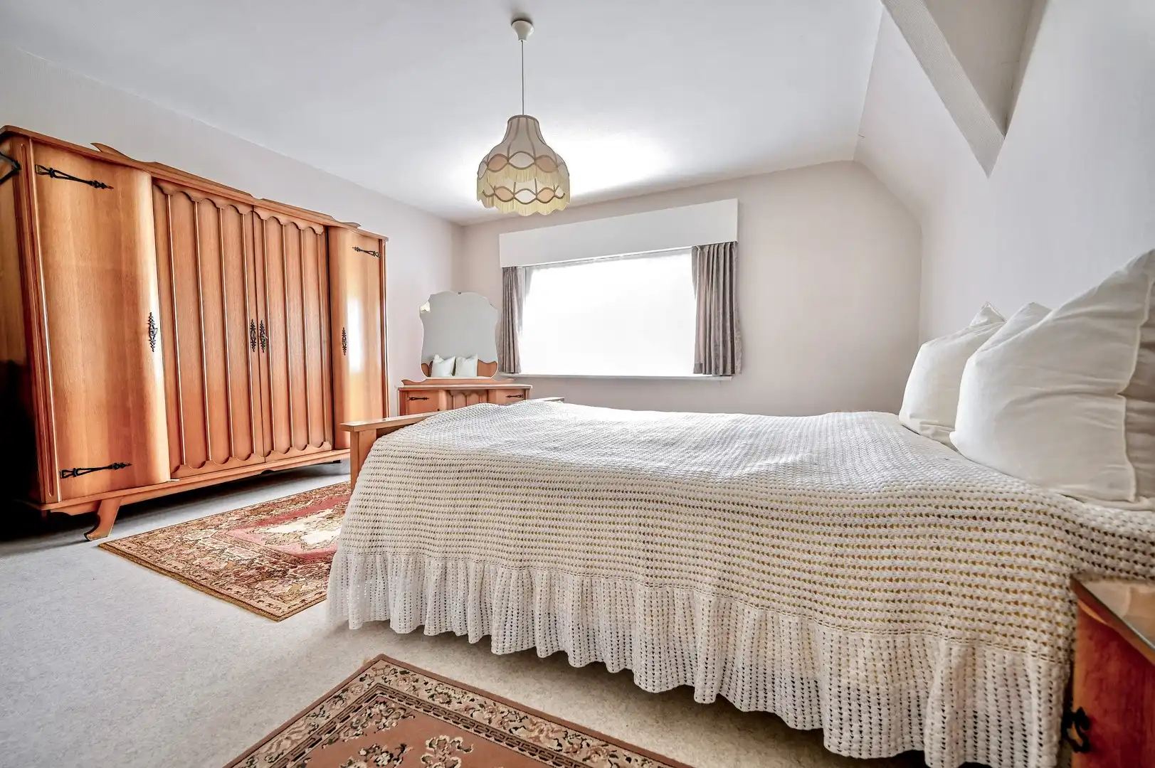 Charmante en authentieke woning met ruime tuin foto 13