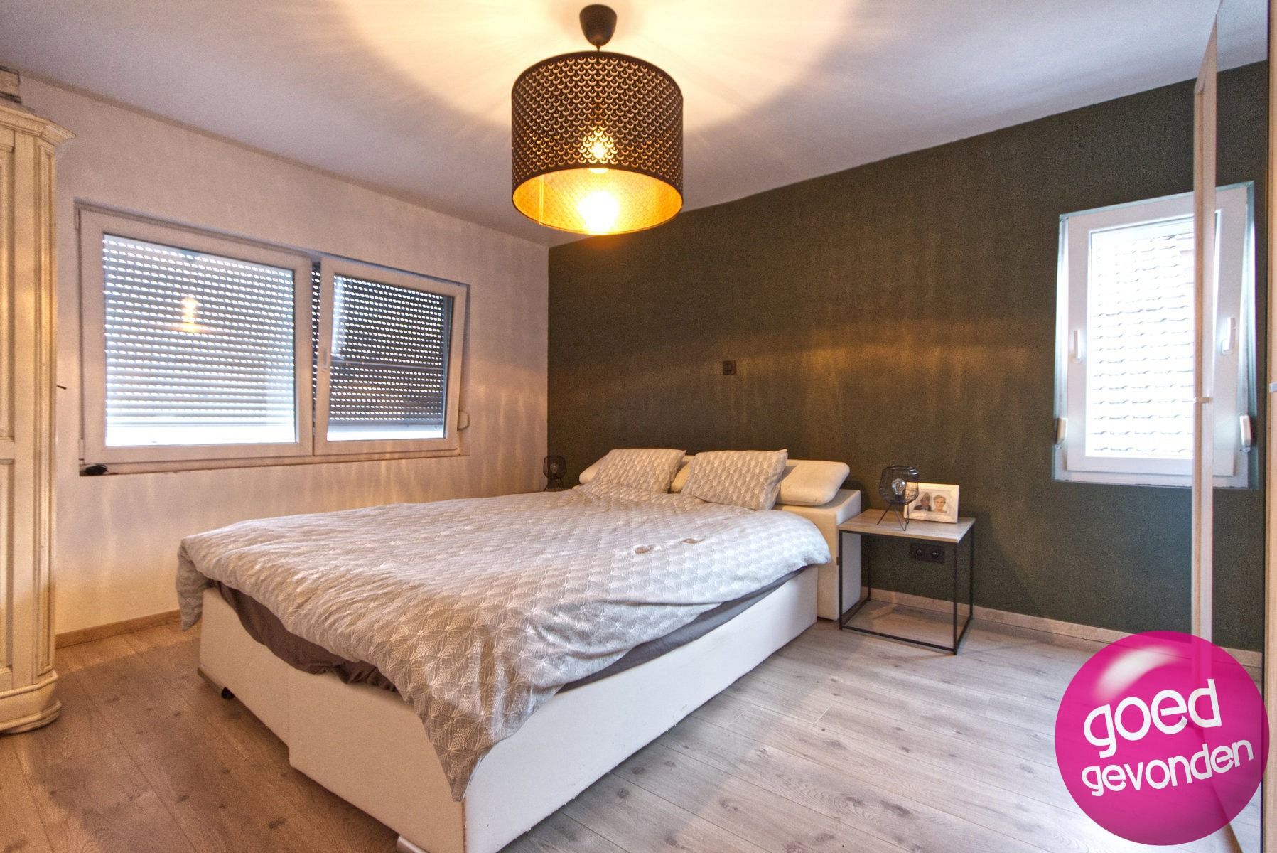 HOB - GERENOVEERD - 3 SLK - 2 BDK - TUIN - TERRAS - PARKING foto 30