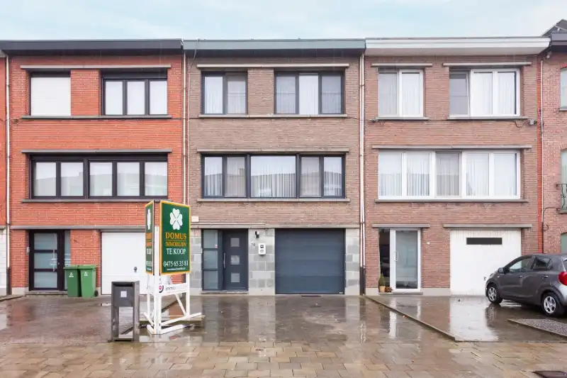 Ruime woning op toplocatie, mooie tuin, instapklaar! foto {{pictureIndex}}