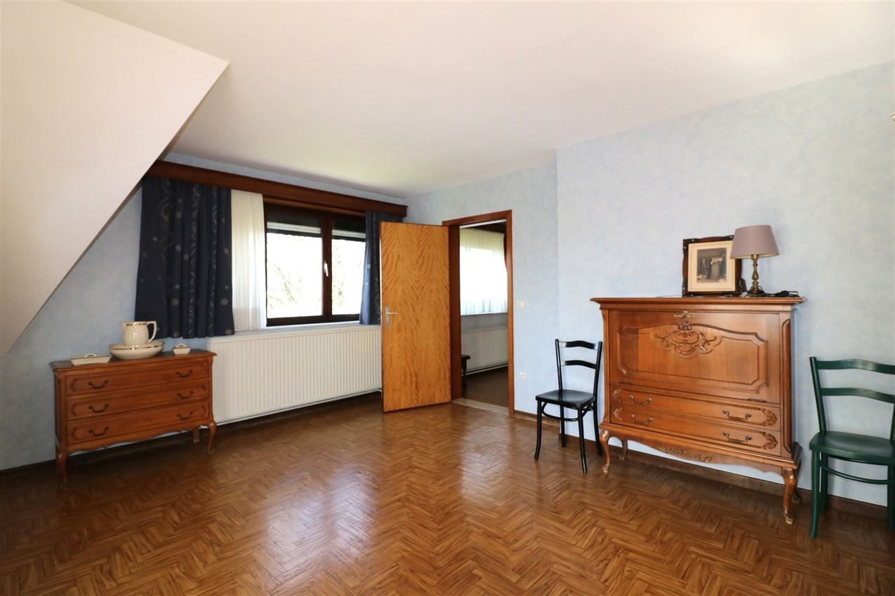 5 slpk.,1786 m² , grenzend aan agrarisch gebied foto 26