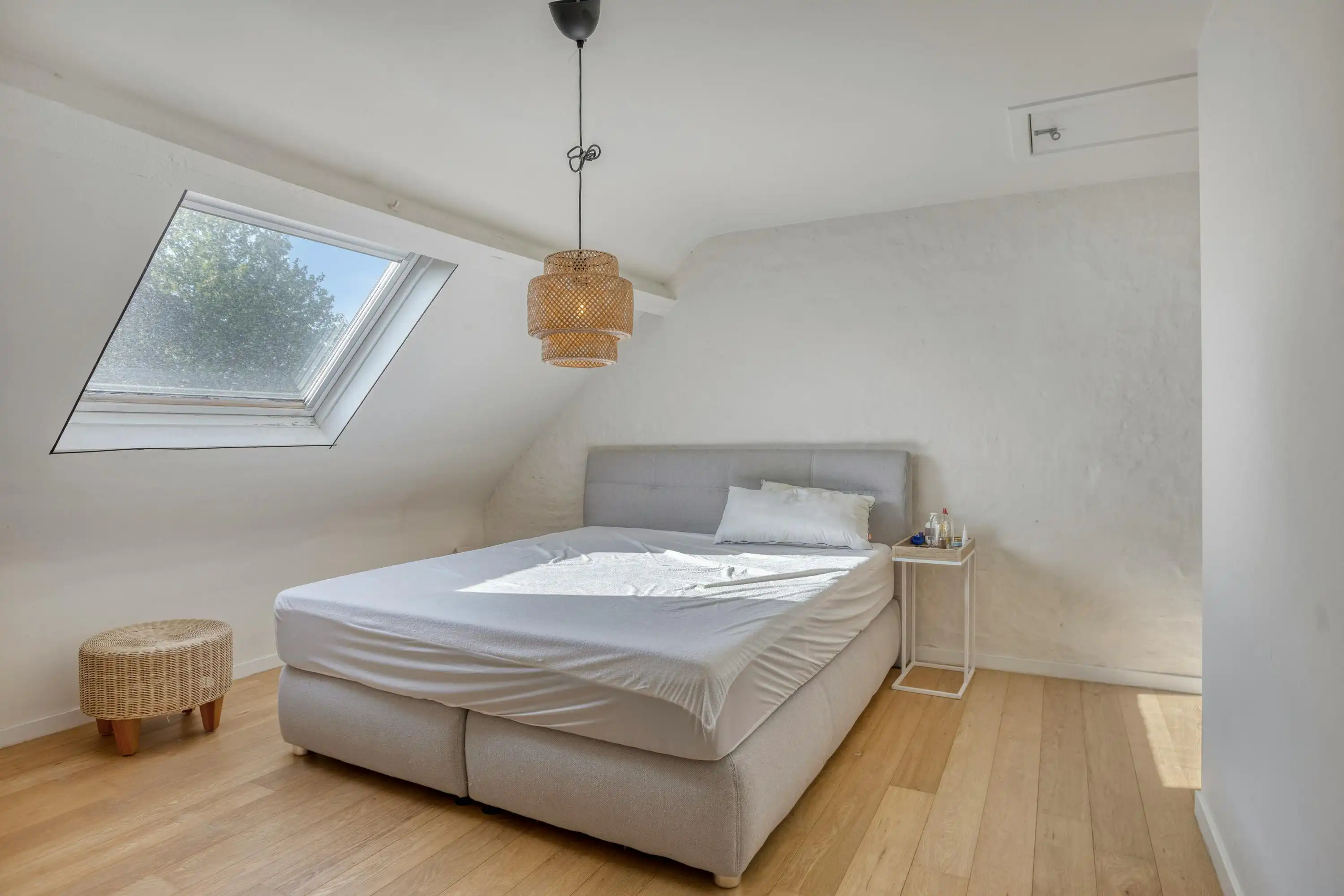 Instapklaar huis met 4 slaapkamers te koop in Kristus Koning foto 10