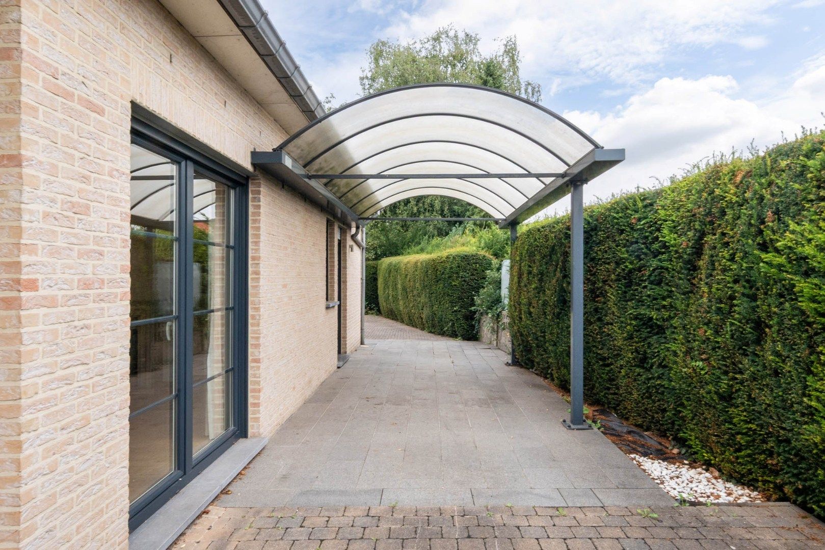 Stijlvolle, hoogwaardig afgewerkt en zeer ruime gezinswoning op een perceel van 8a65ca! foto 26