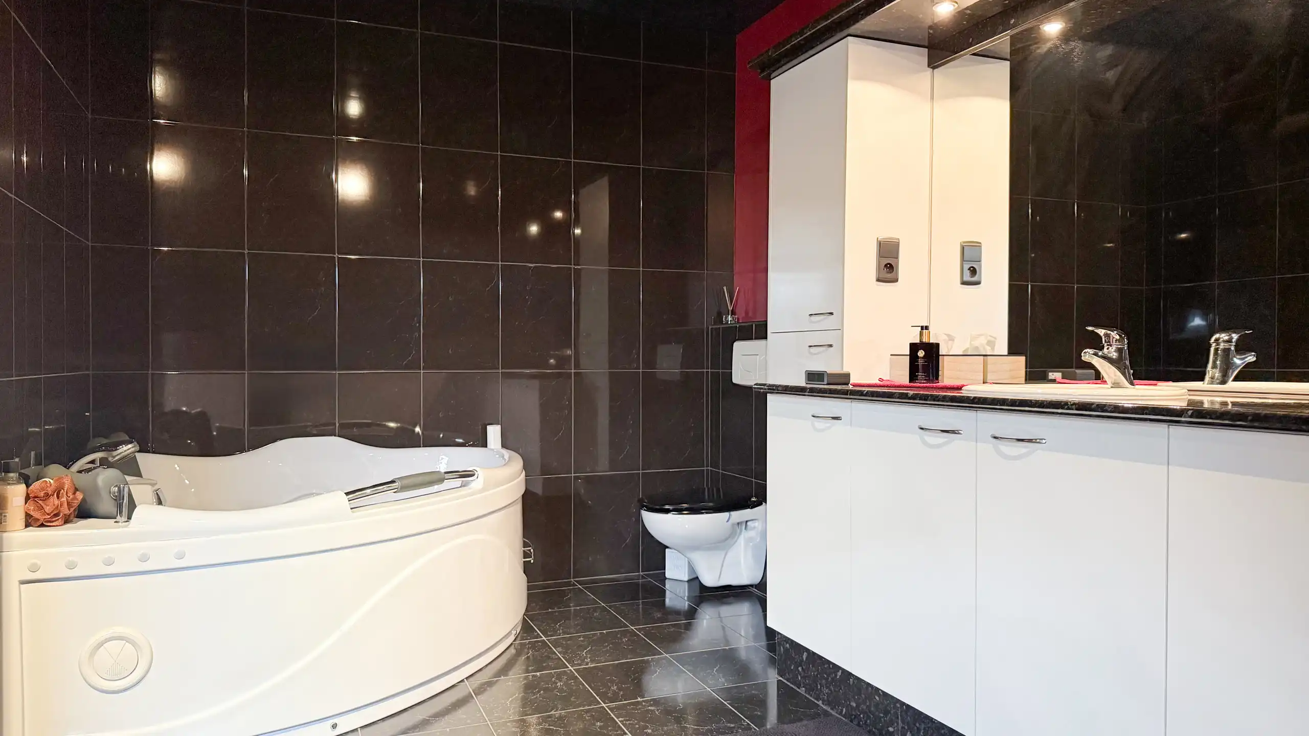 Charmante woning met 5 slpks en veel ruimte te Eversel! foto 36