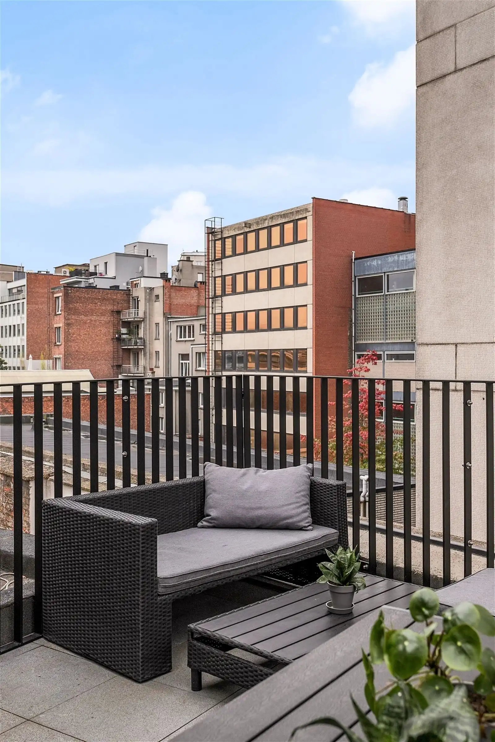 FURNISHED 1 BEDROOM CITY APARMTENT! foto 18