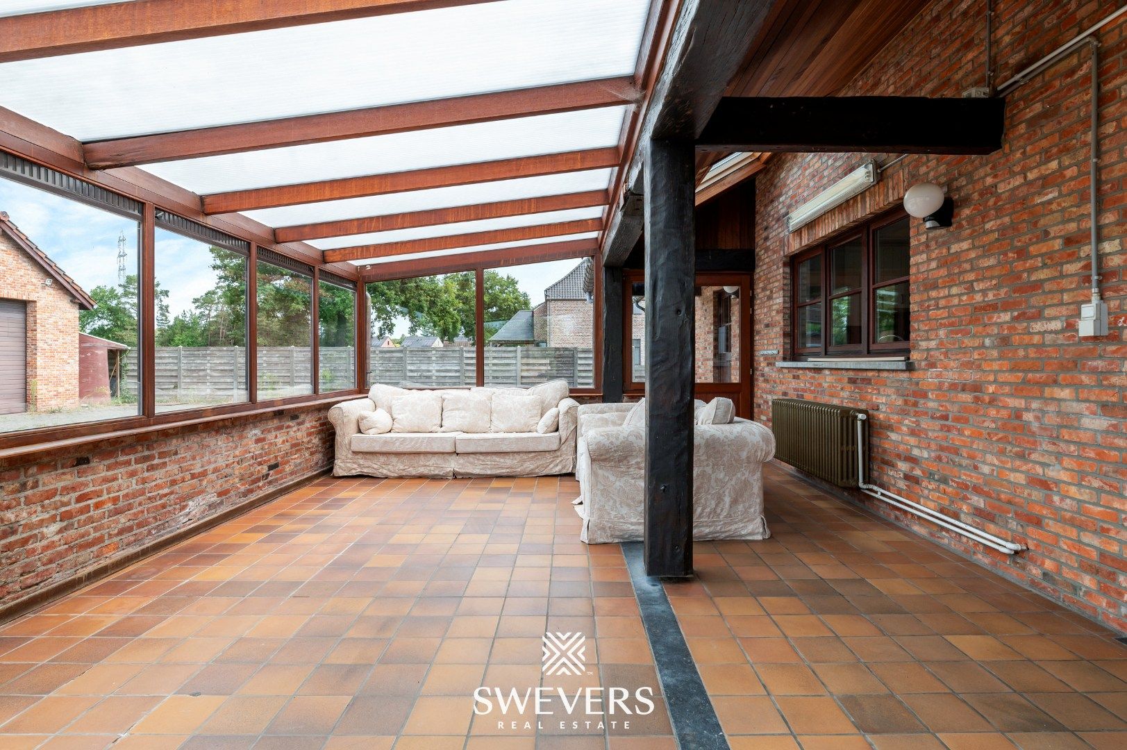 Riante splitlevelwoning op ruim perceel foto 12