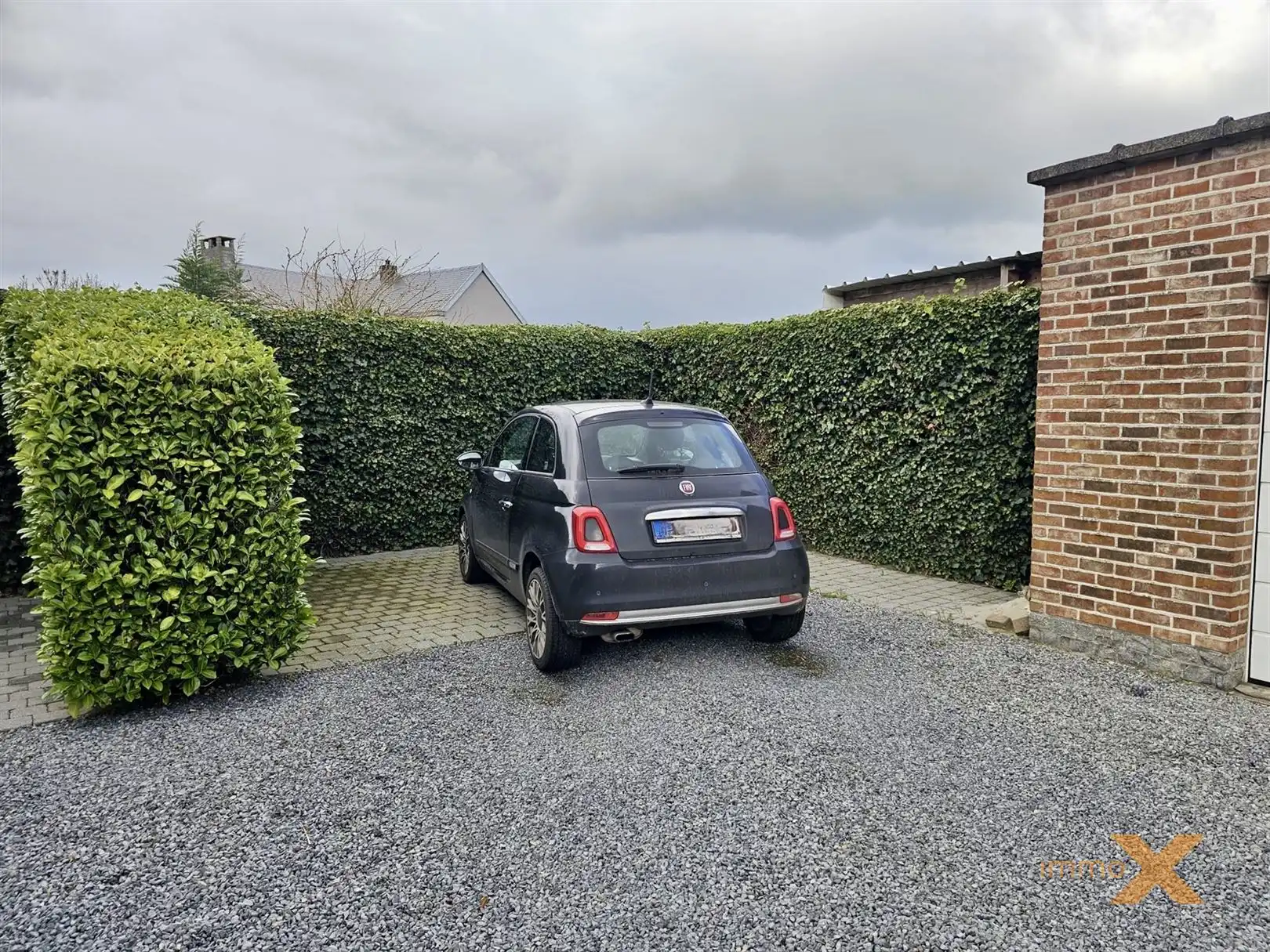 LICHTRIJK APPARTEMENT MET BALKON EN GARAGE foto 28