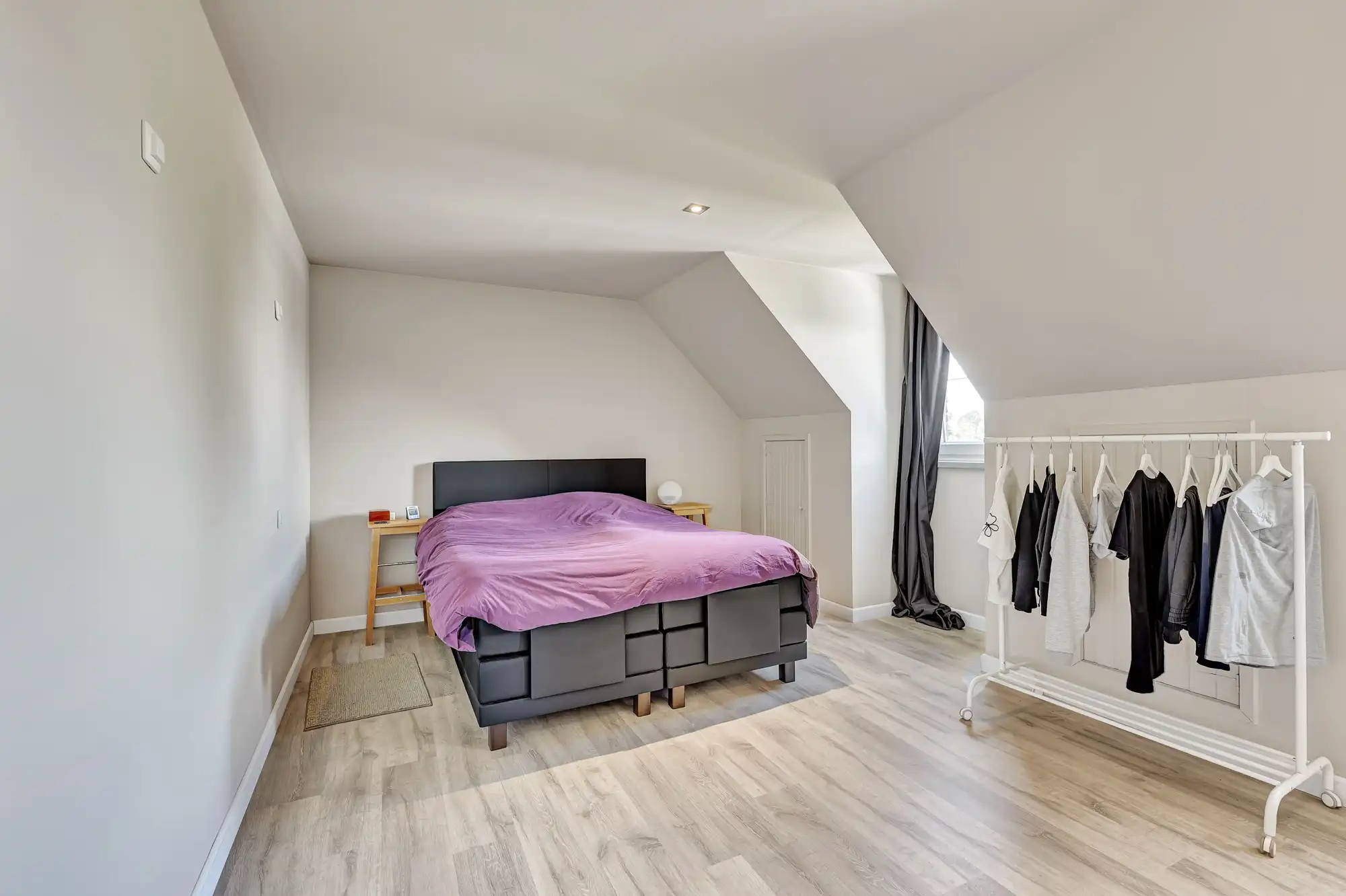 Instapklare, goed onderhouden villa op gunstige locatie foto 25