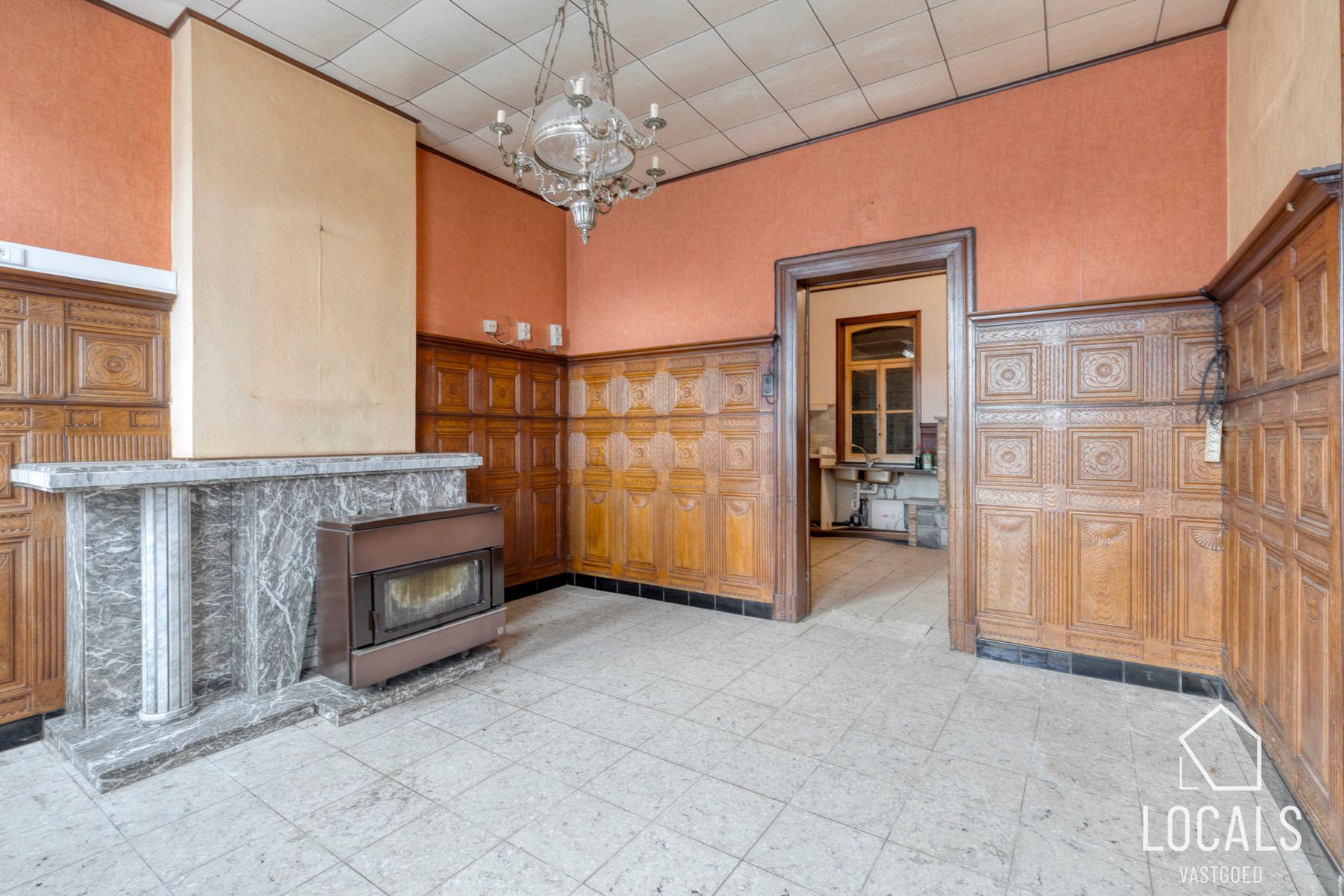 Rustig gelegen hoeve met bijgebouwen en veel potentieel foto 7
