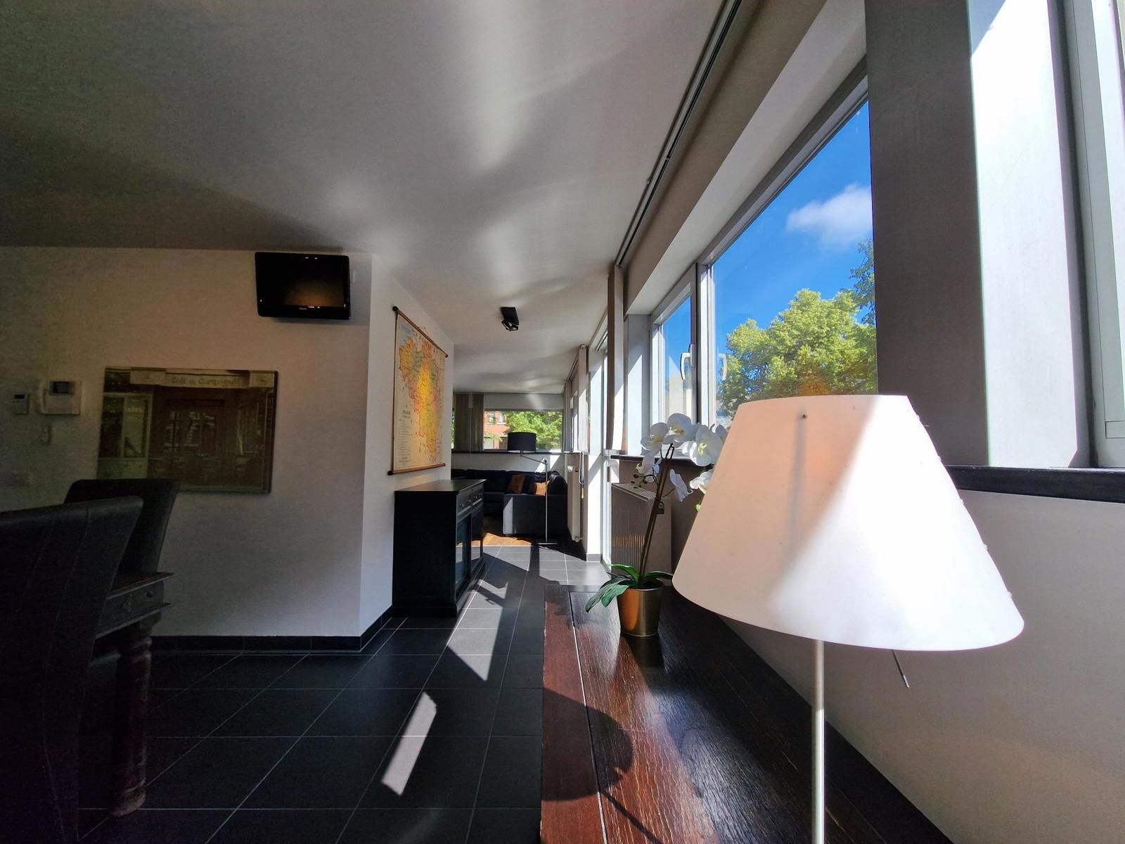 Appartement met groot terras en garage op Boulevard te Mol foto 9