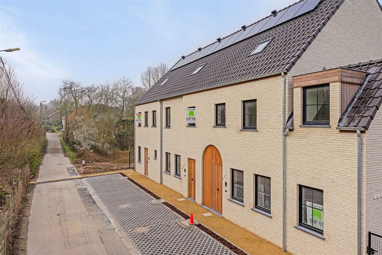 Energiezuinige instapklare nieuwbouwwoning met 3 slaapkamers, tuin en parkings foto 6