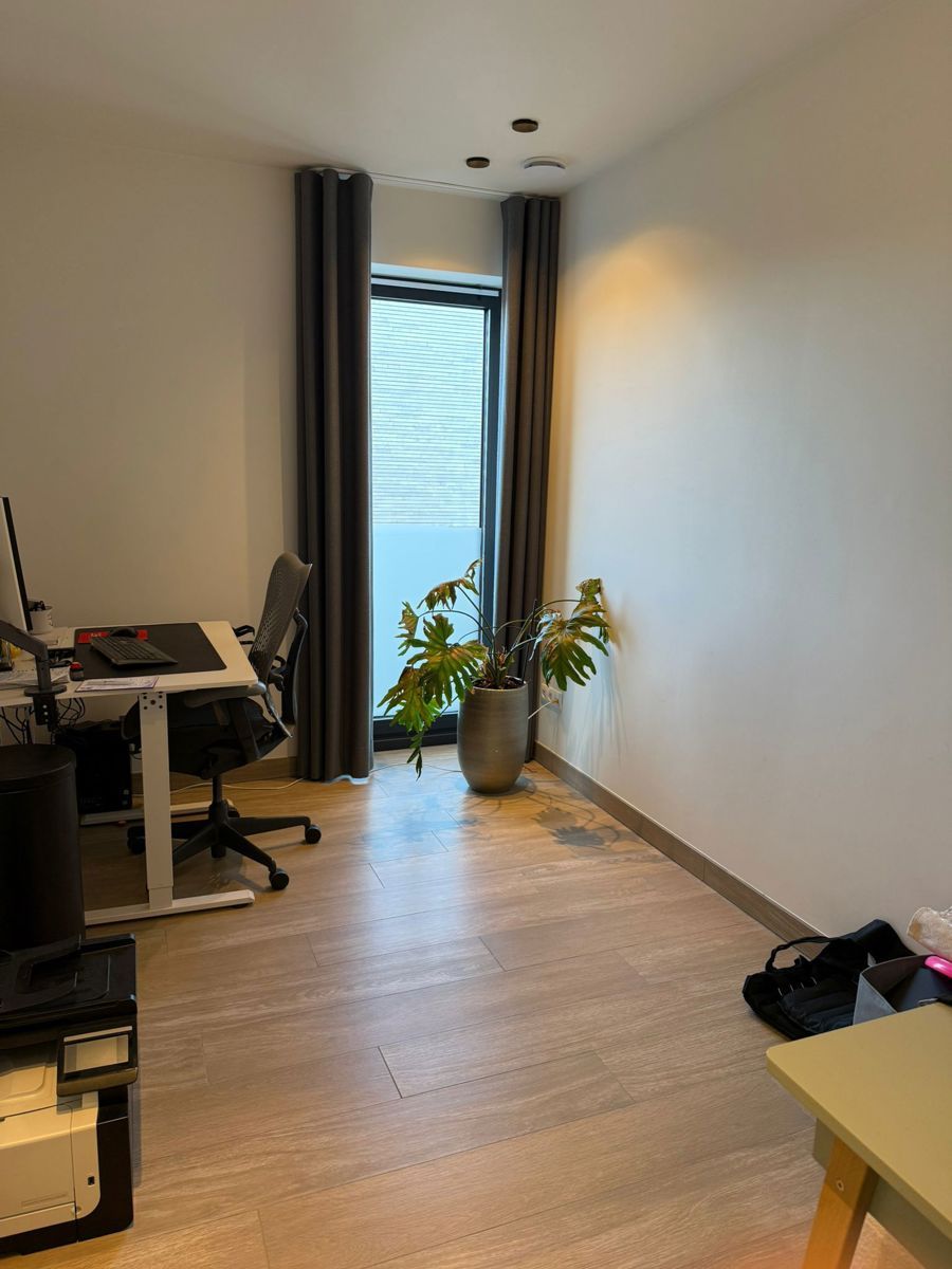 Moderne Nieuwbouwwoning met 4 spks en 2 badkamers foto 27