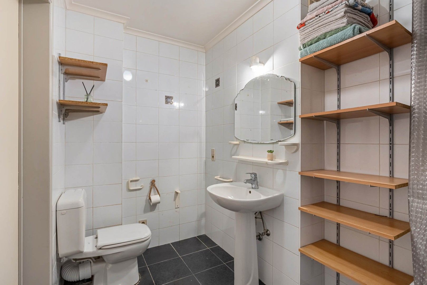 Gelijkvloers appartement te koop te Loksbergen-Halen foto 9