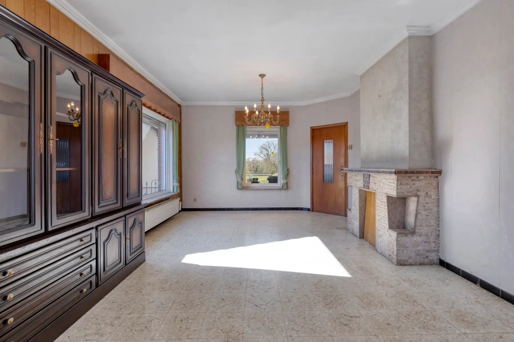 Te renoveren open bebouwing met prachtig uitzicht in Meldert foto 5