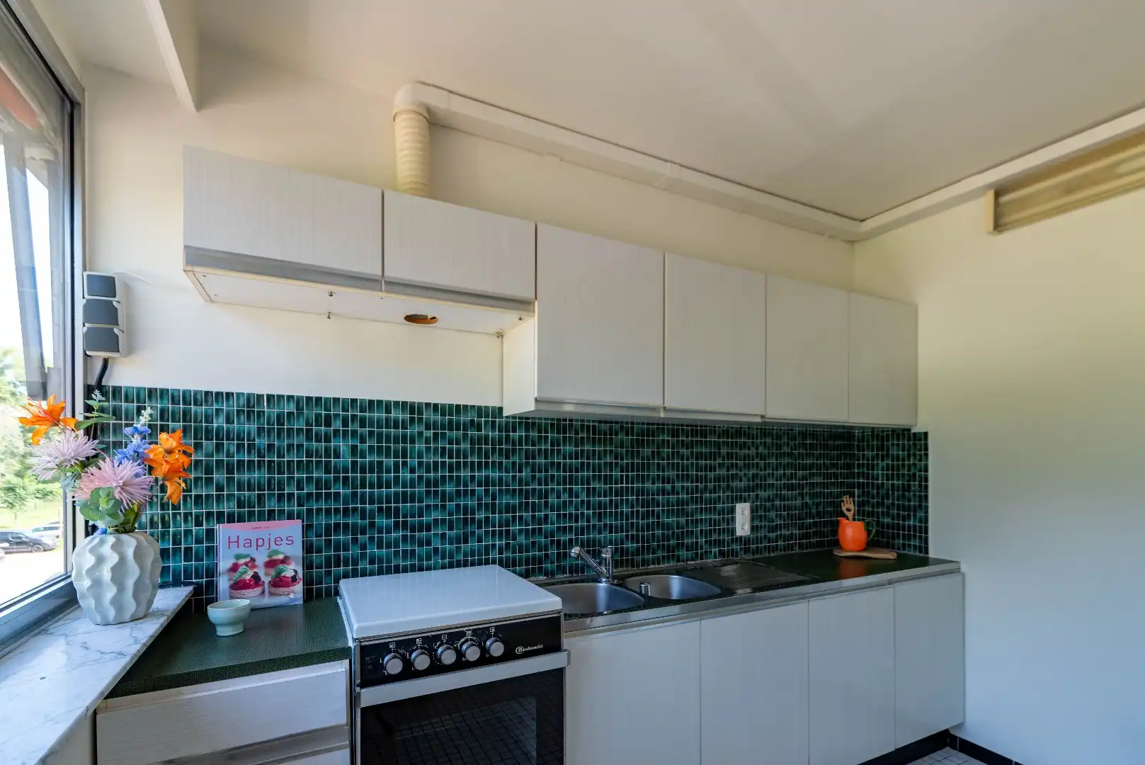 Appartement met 2 slpk., garage en rustgevend groen uitzicht foto 8