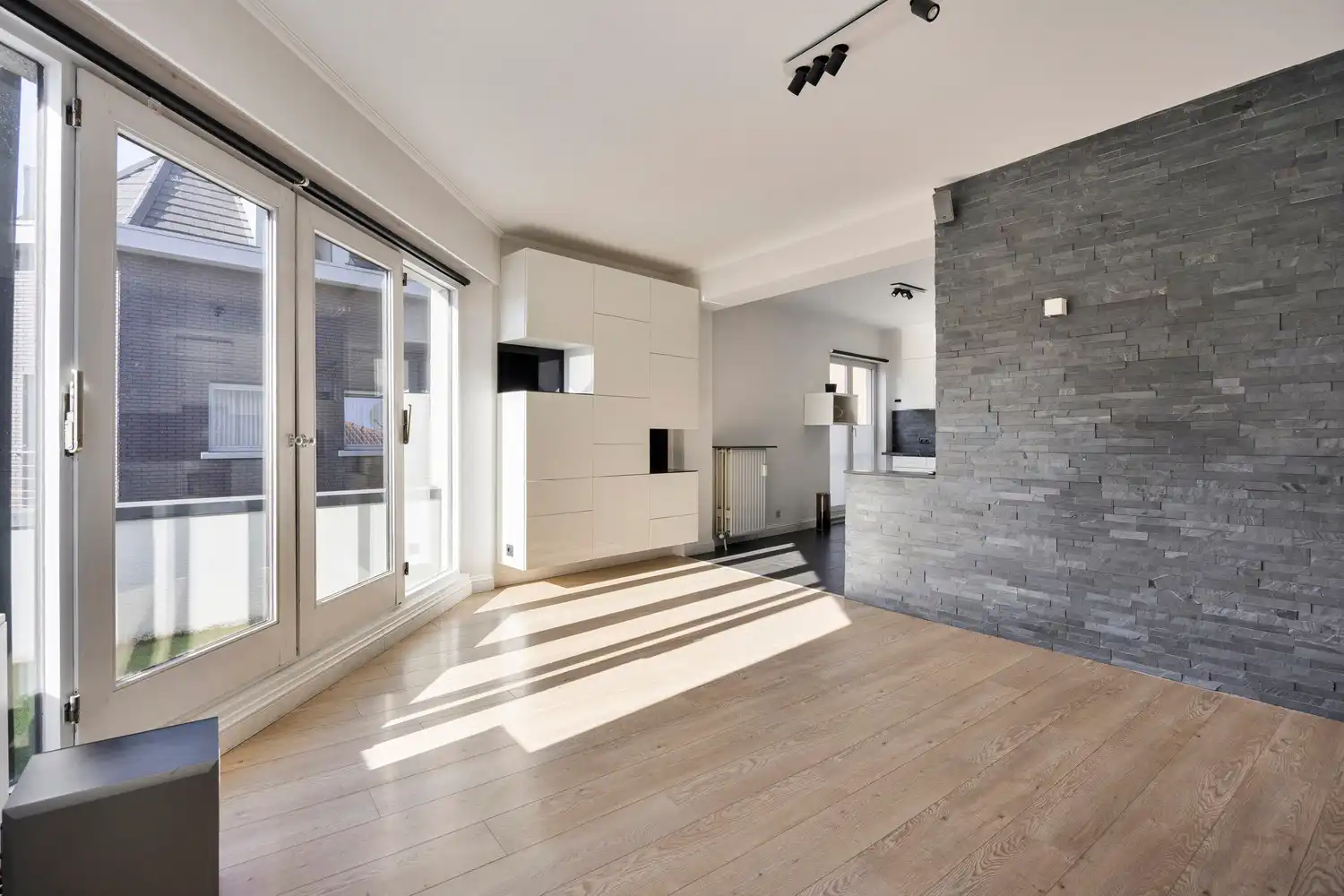 RUIM EN VOLLEDIG GERENOVEERD APPARTEMENT IN HET CENTRUM VAN DIEST! foto 11
