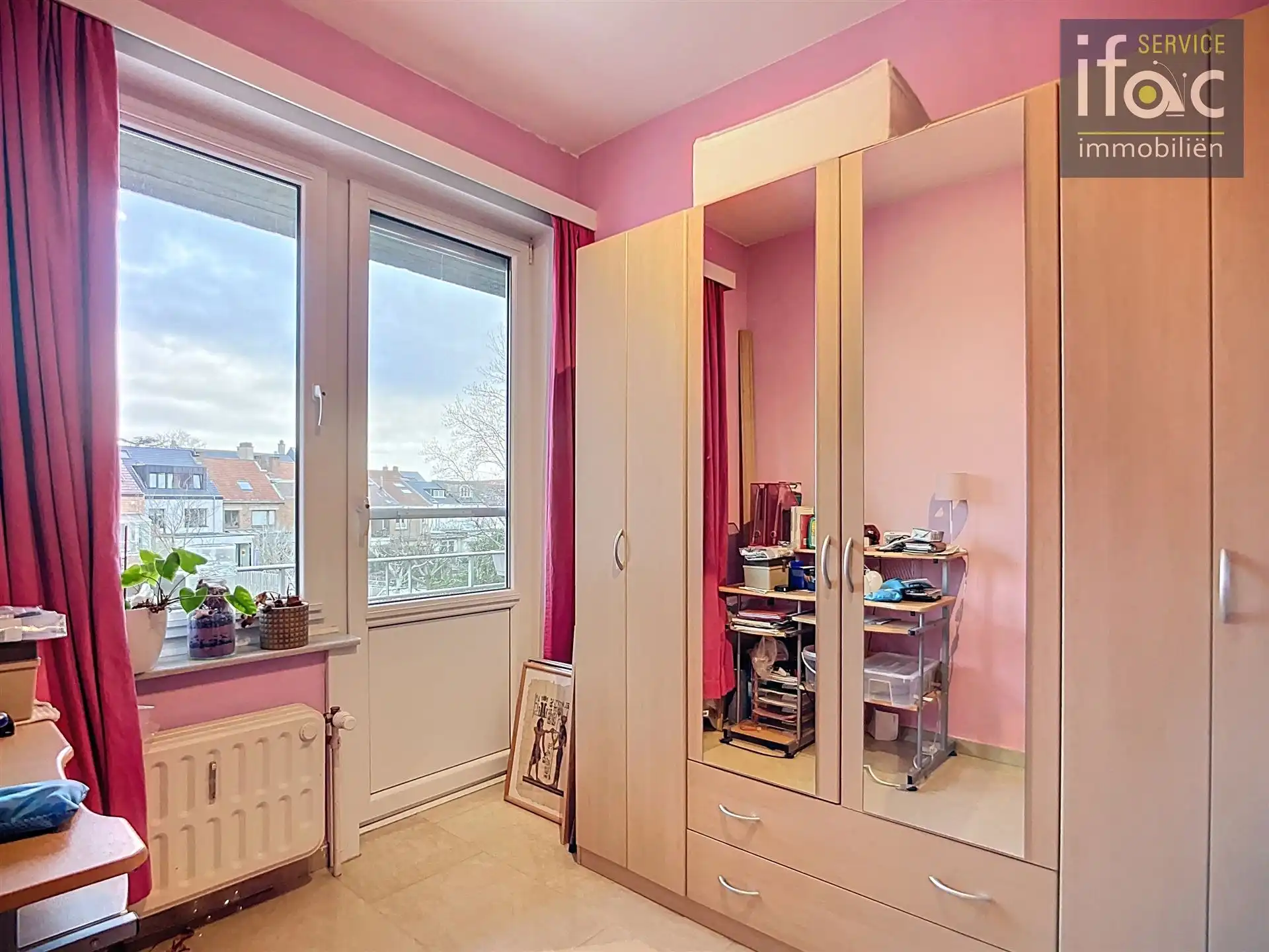 Appartement met twee slaapkamers en parkeerplaats foto 17