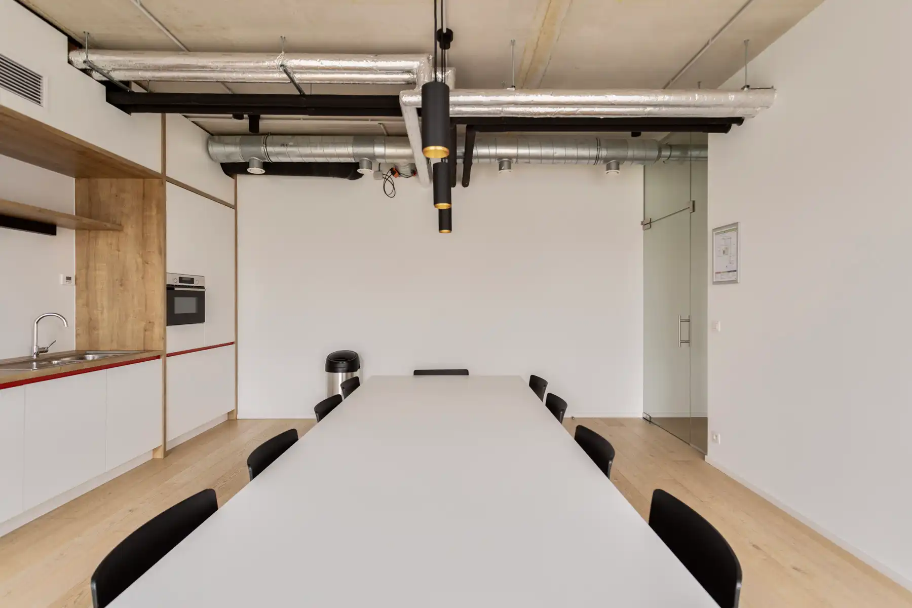 Kantoorruimte met grote zichtbaarheid (497m²) foto 6