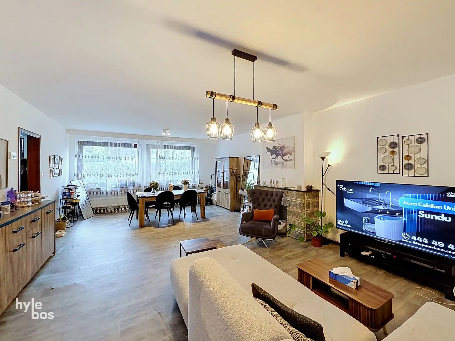 Aan de stadsrand gelegen appartement foto 3