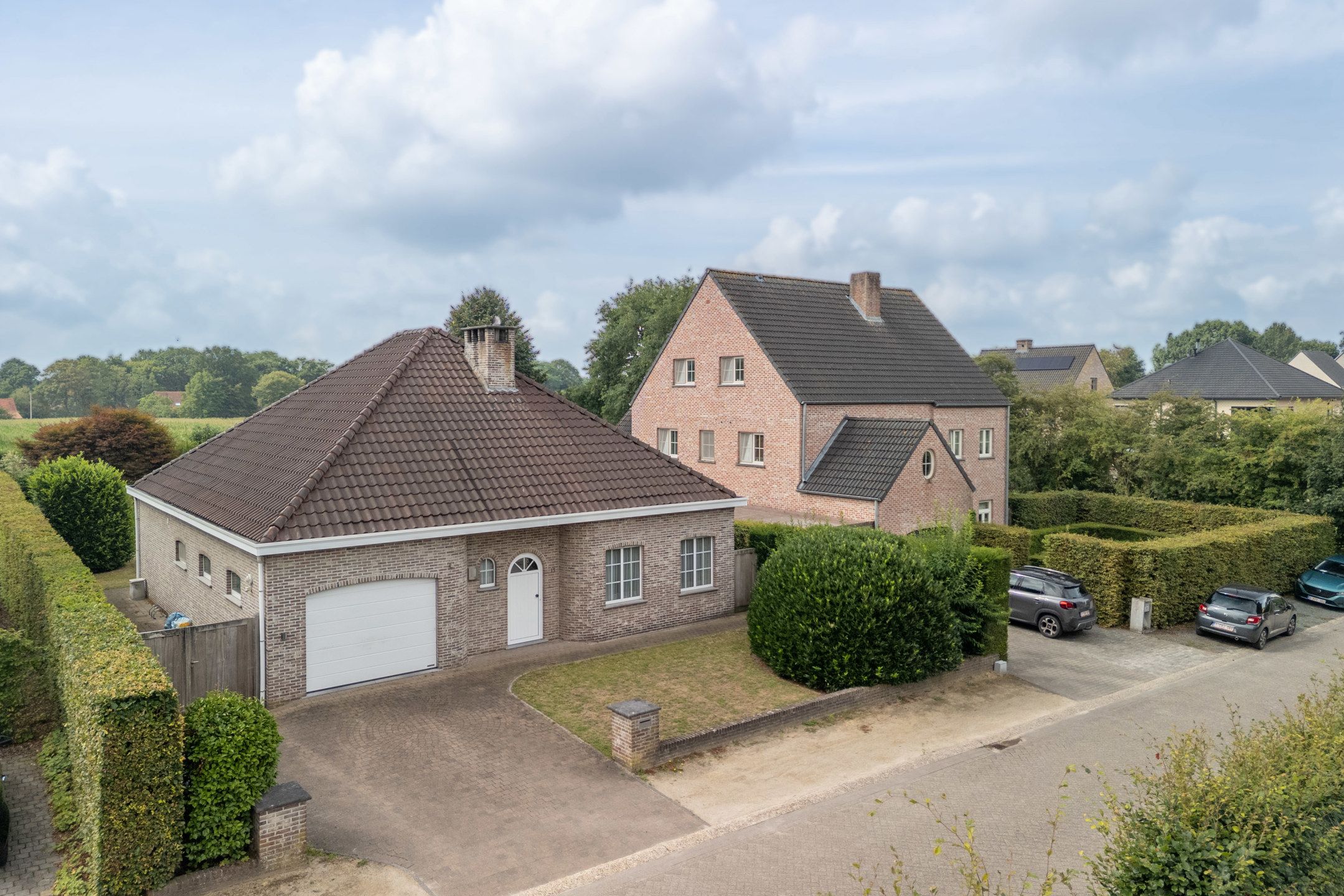 Ruime woning met 4 slpks op mooi zuidperceel van 1.041 m²  foto 50
