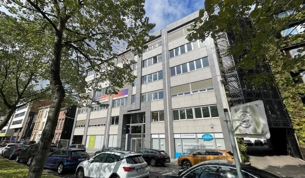 Kantoor te huur Uitbreidingstraat 60 -/V5-6 - 2600 Berchem