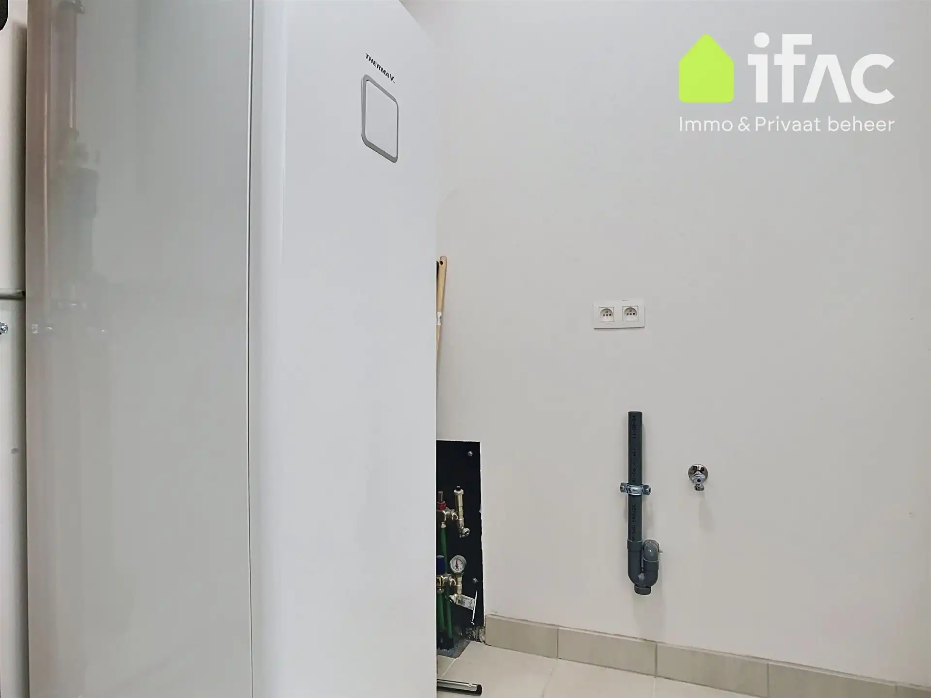 Volledig gerenoveerde (EPC A!) woning op toplocatie foto 14