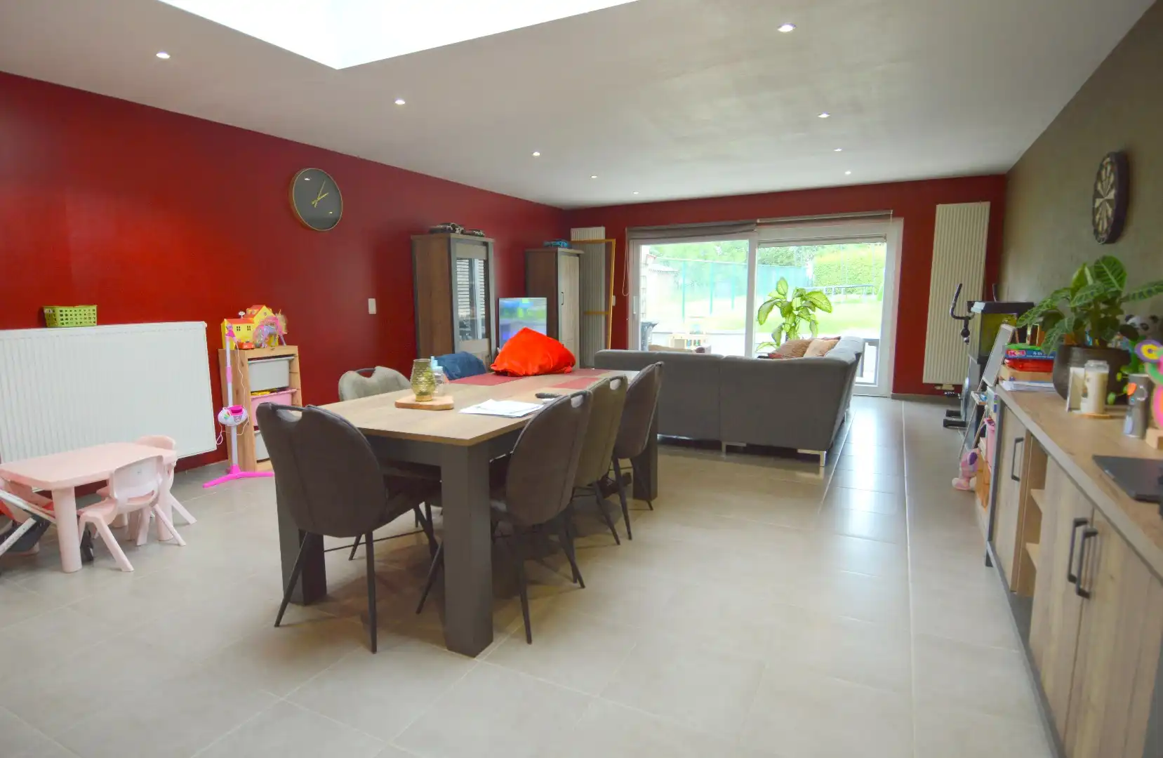 Volledig vernieuwde woning met twee slaapkamers dichtbij het centrum van Bellegem foto 2