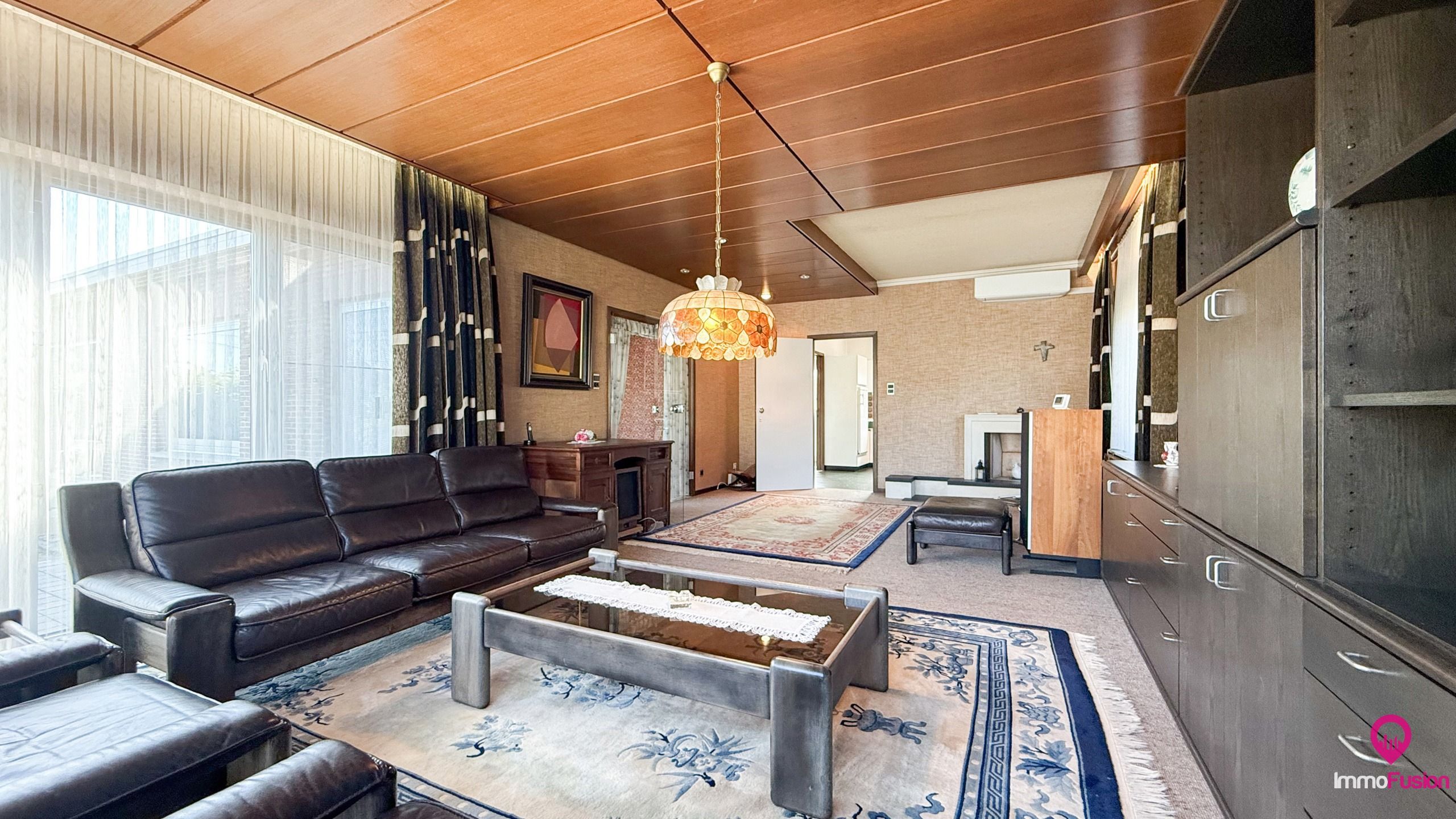 Mooie, volledig onderkelderde bungalow met 3 slaapkamers!  foto 2