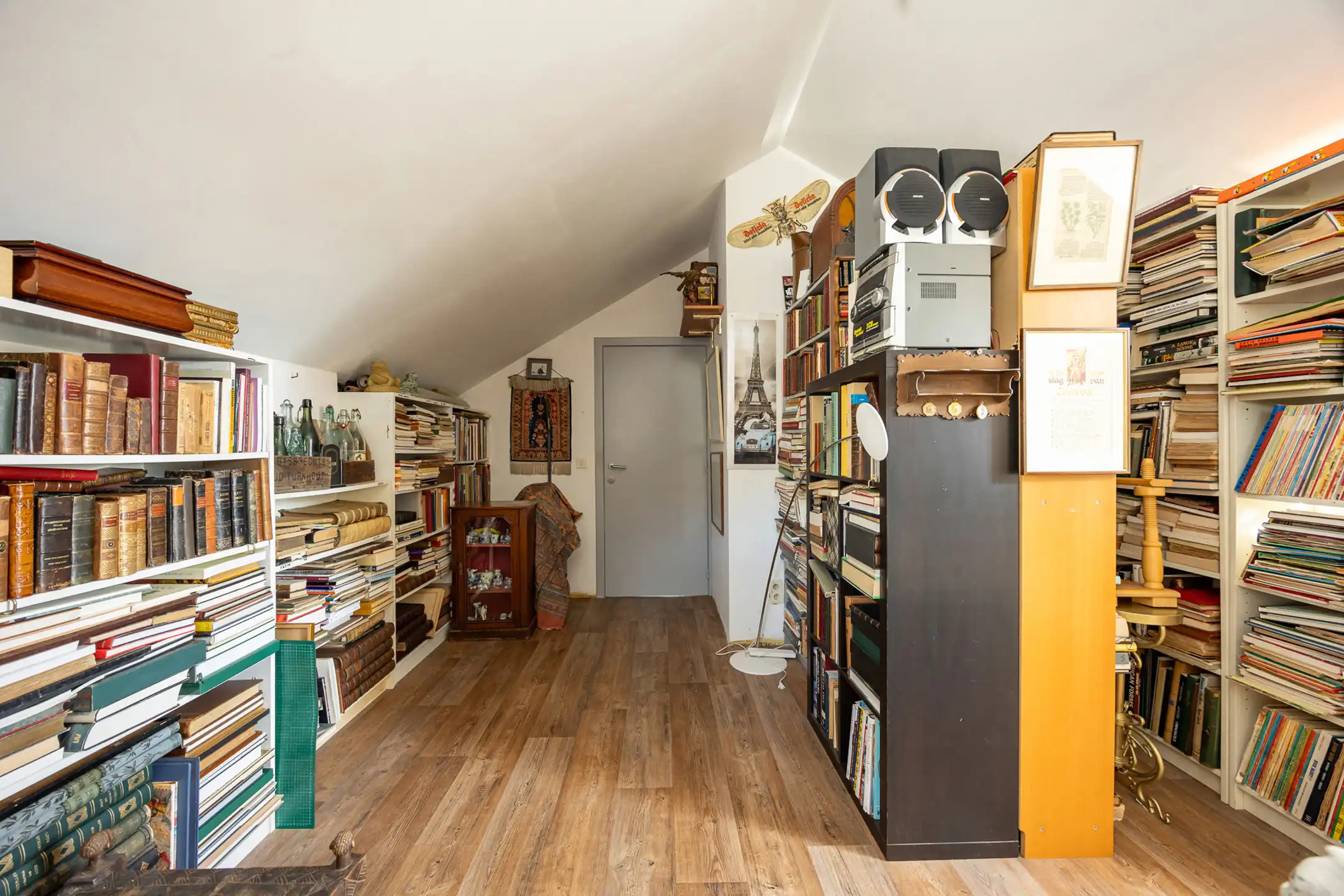 Verrassend ruime woning met 4 slpk's op 2.321m² perceel! foto 18