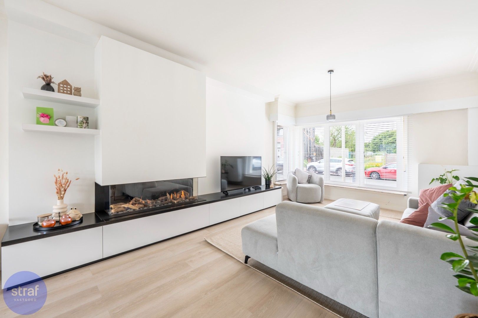 Moderne halfopen bebouwing mét groen uitzicht! foto {{pictureIndex}}