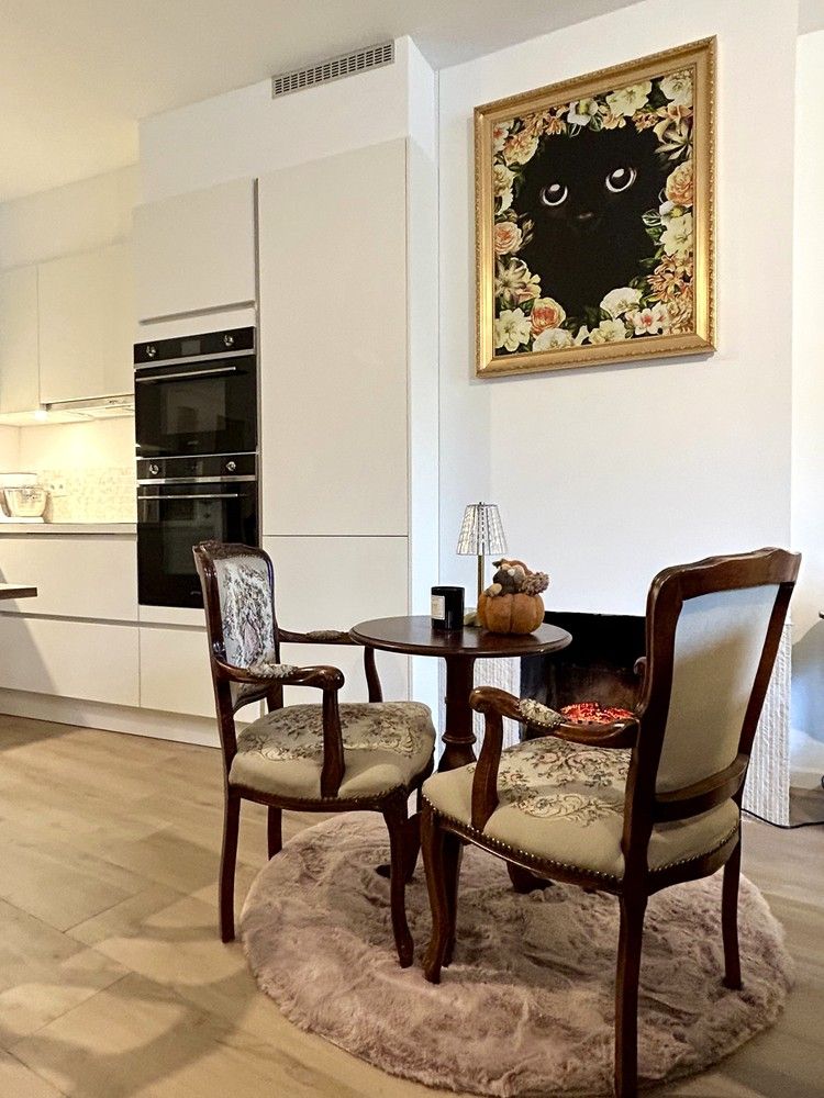 Instapklaar en modern afgewerkt 3-slaapkamerappartement met terras in hartje Leuven foto 8