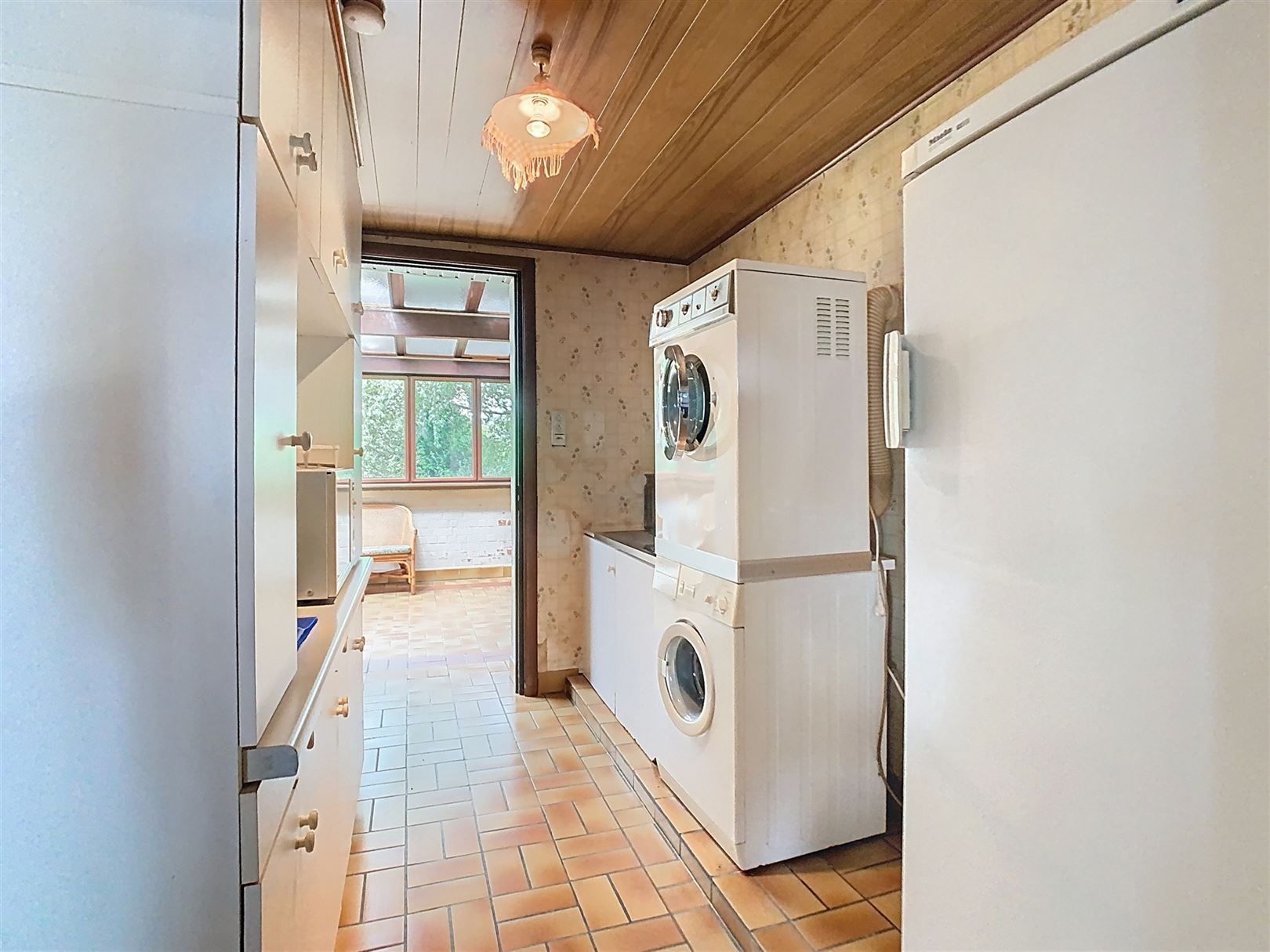 Landelijk gelegen te verbouwen woning! foto 8