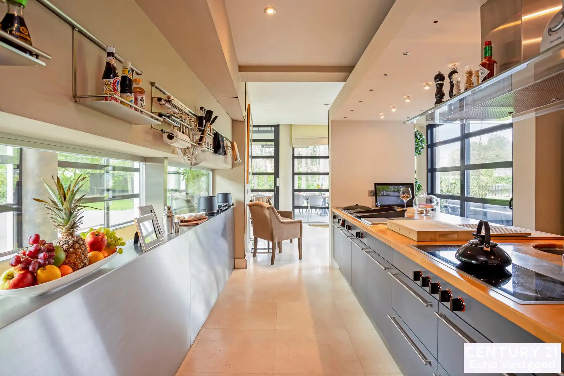 Villa met binnenzwembad en COMPLETE wellness op ca 2590m² foto 16