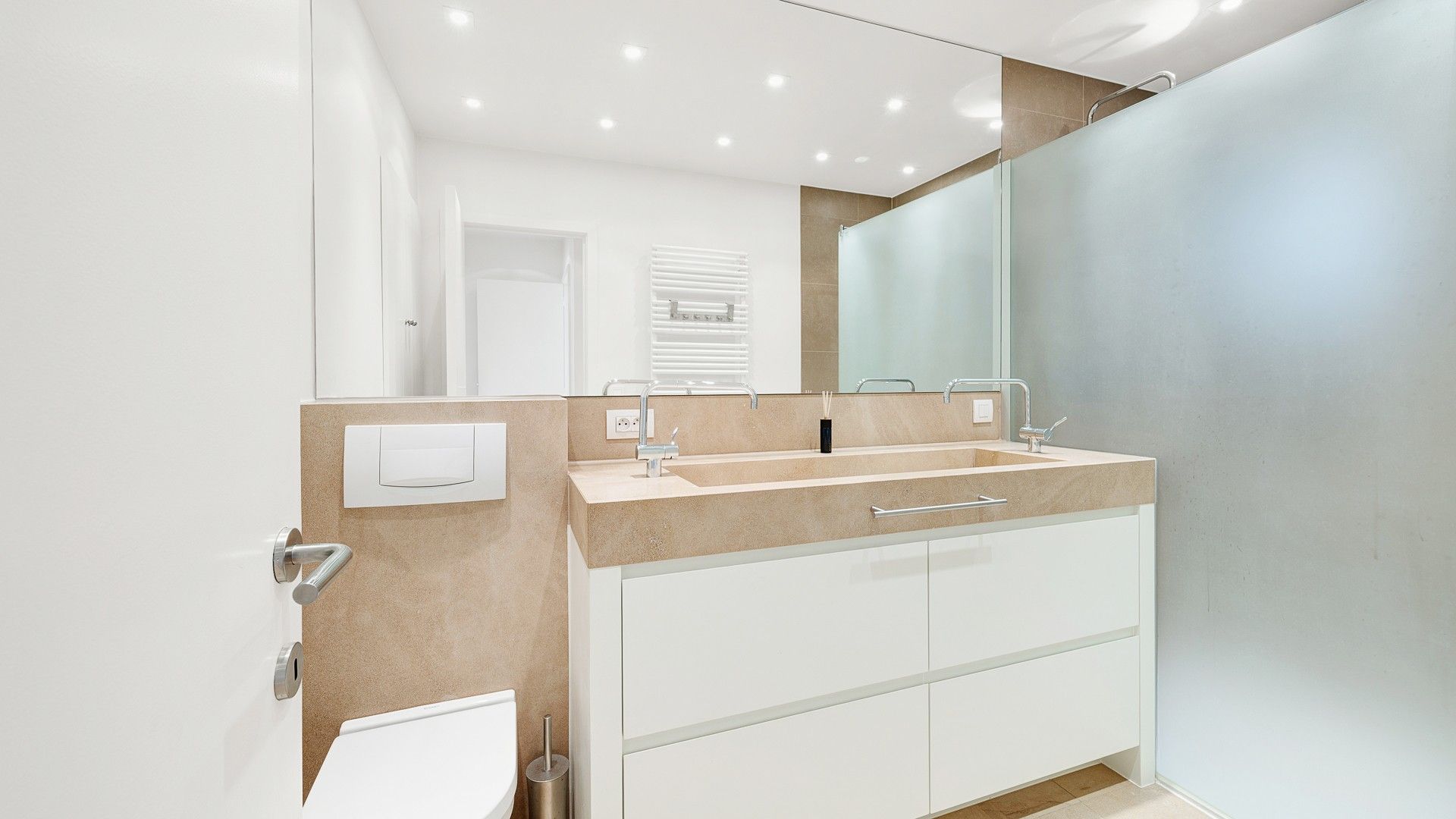 Ruim appartement 3 slaapkamers met zonnig terras te Zoute. foto 26