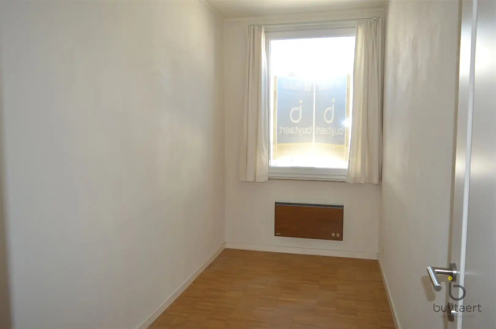 Gezellig 1 slpk appartement met balkon. foto 16