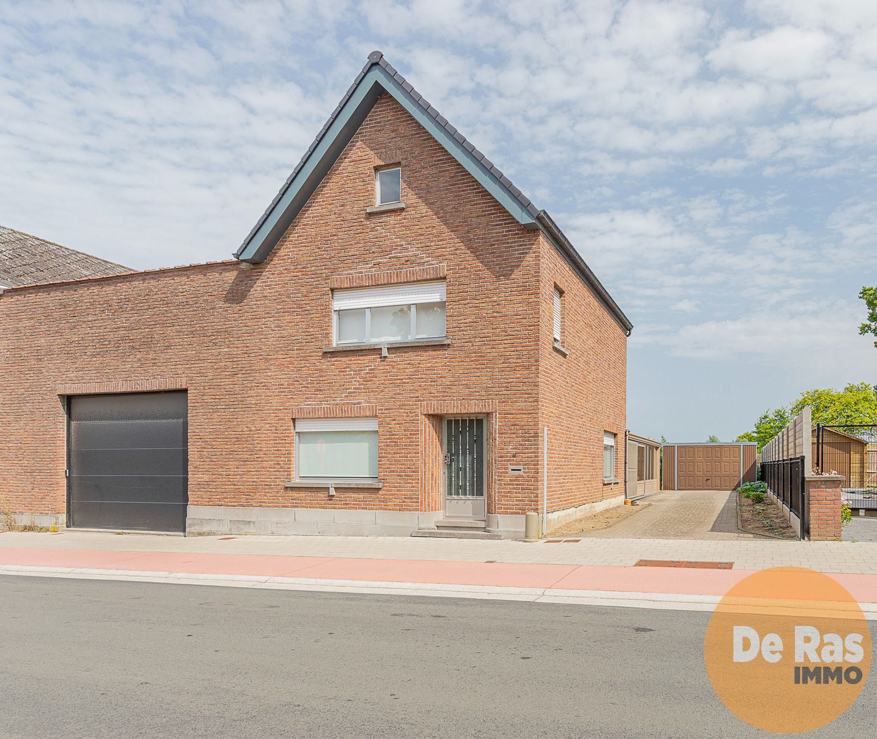 Hoofdfoto van de publicatie: LEDE - Half open bebouwing met tuin en garage