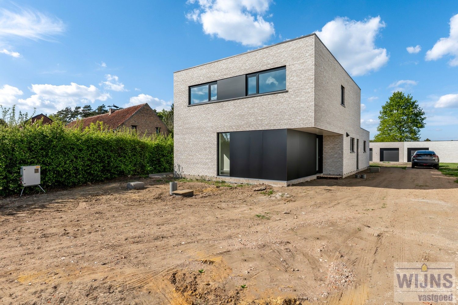()=>{if(producerUpdateValueVersion(node),producerAccessed(node),node.value===ERRORED)throw node.error;return node.value} Westmeerbeeksteenweg 7/A - 2221 Booischot