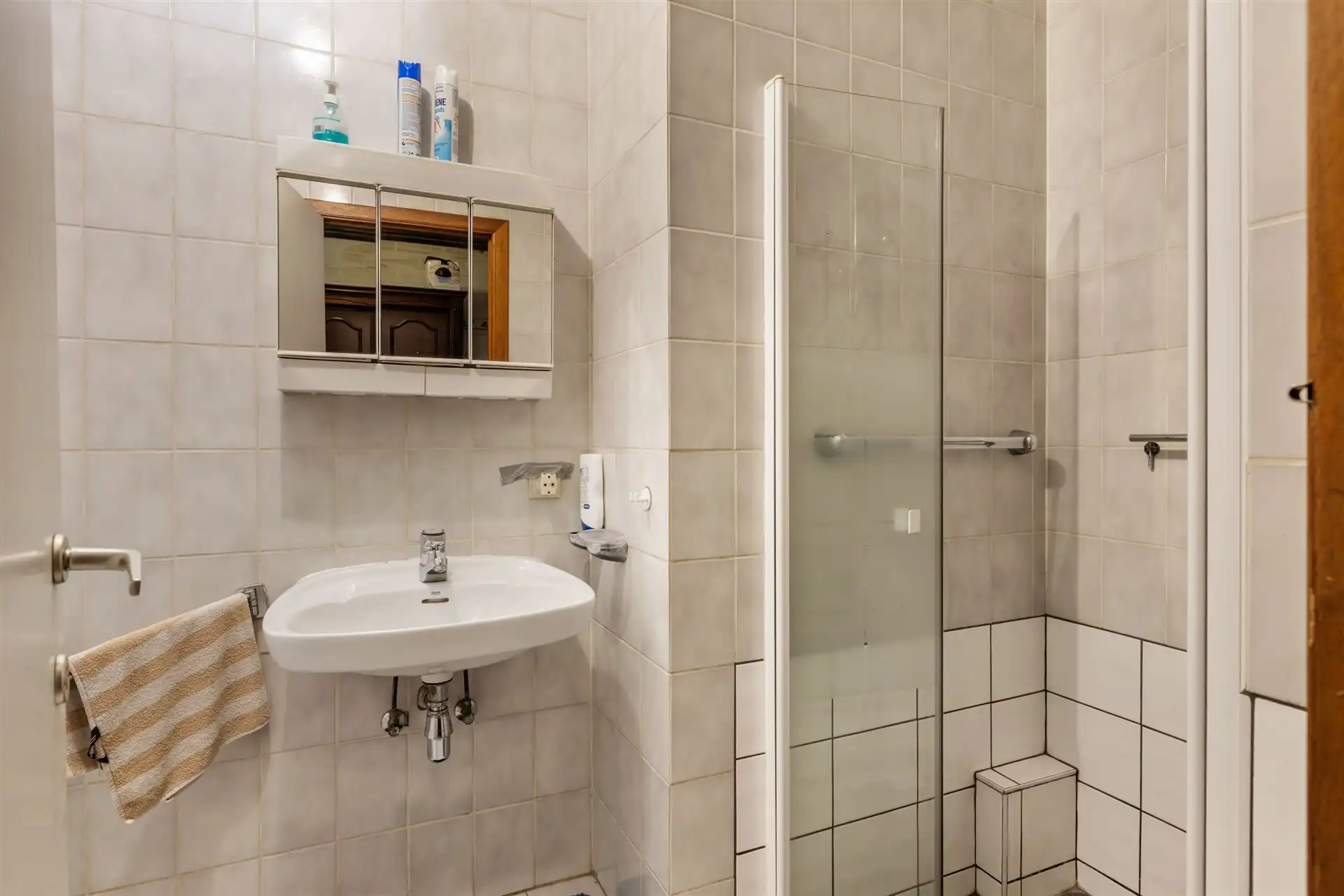 Te renoveren handelshuis op 320m² in De Klinge foto 14