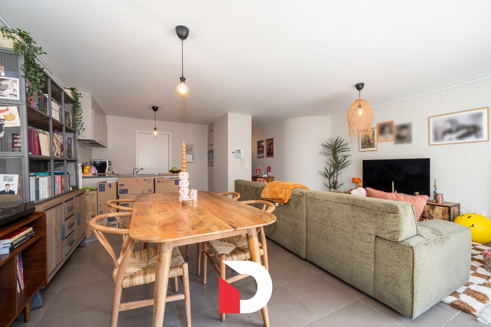 Ruim en instapklaar appartement met 2 slk. te Sint-Andries.  foto 7