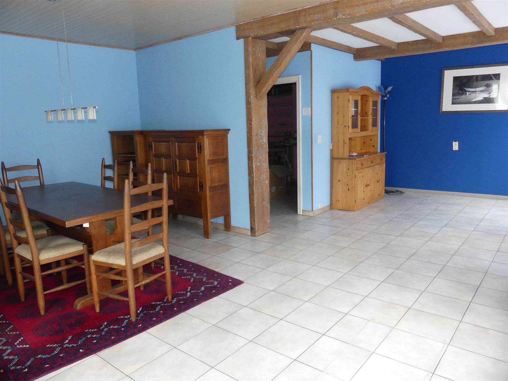 Zeer ruime woning met 5 slaapkamers foto 2