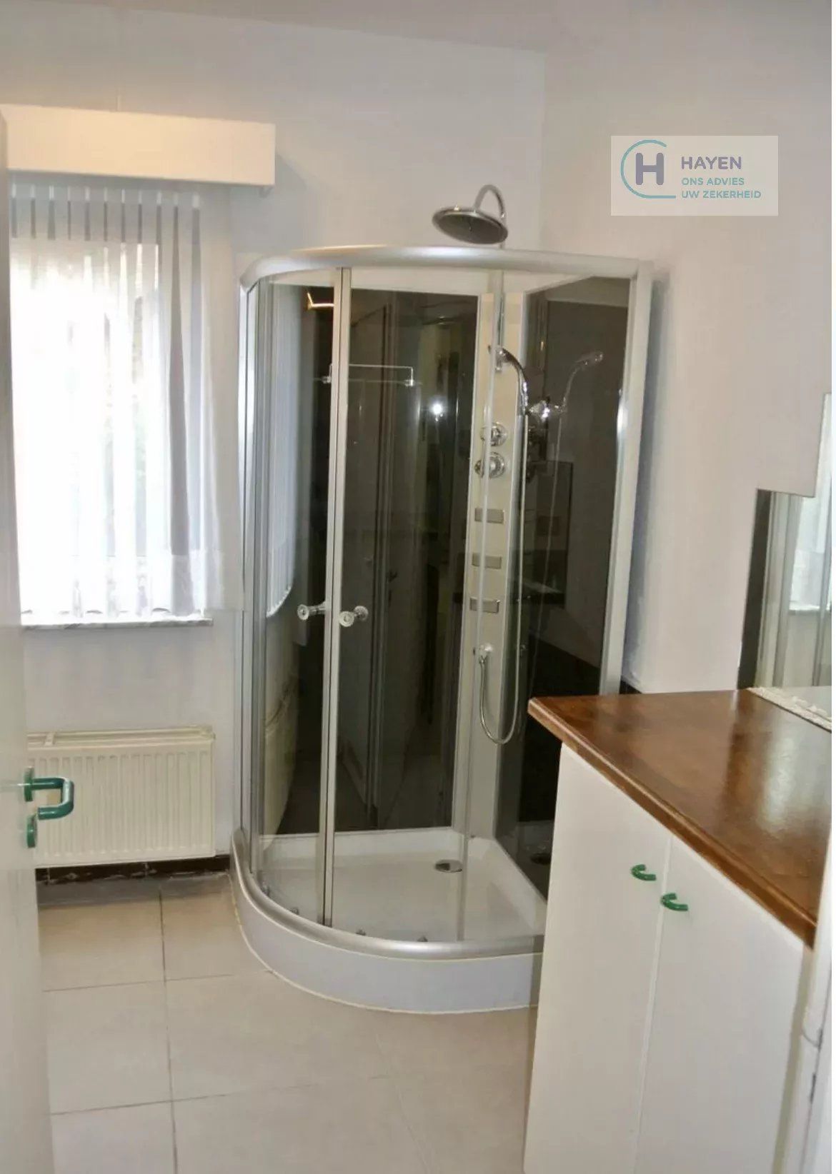 Instapklaar 1-slaapkamerappartement met gezellig balkon in het centrum van Tongeren foto 9