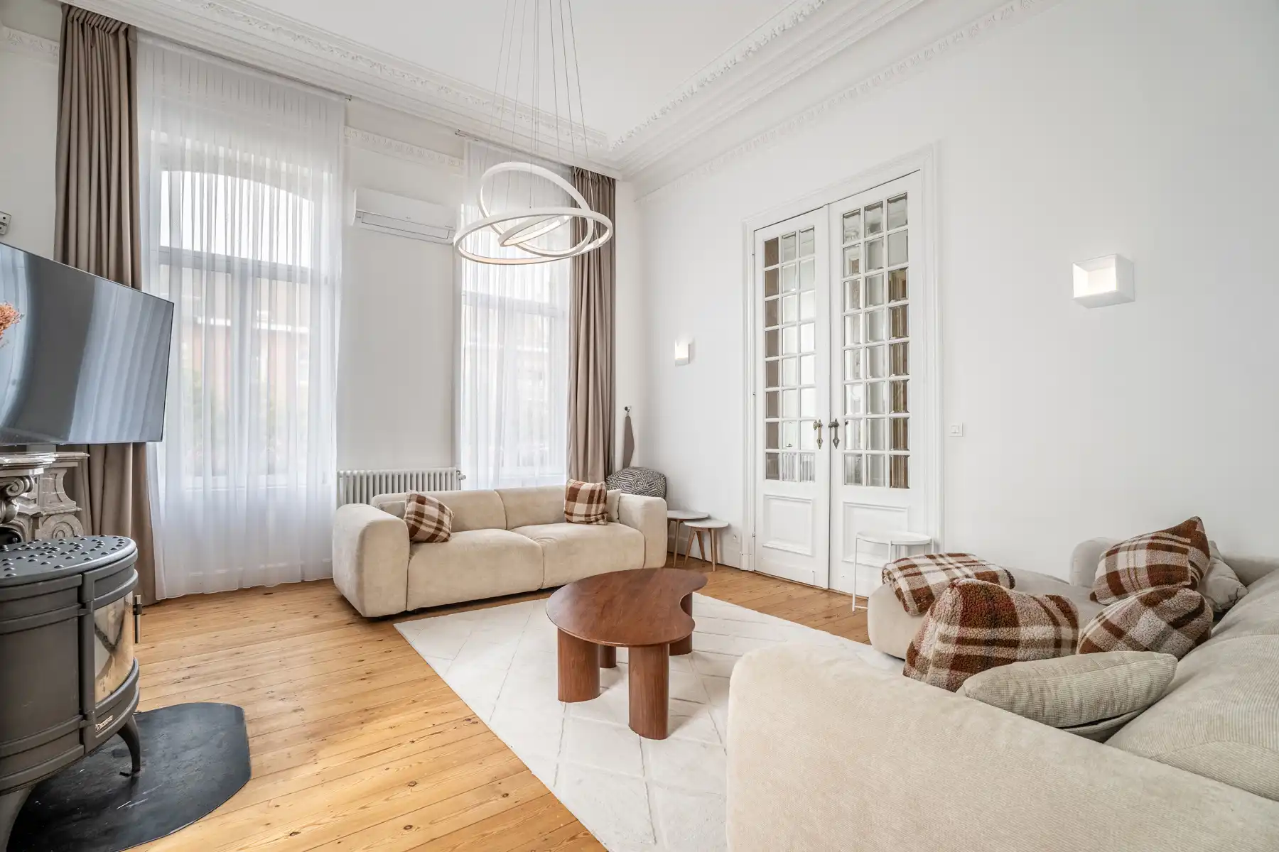 Ruim herenhuis van 571 m² met 8 slaapkamers en een tuin van bijna 20 are foto 32