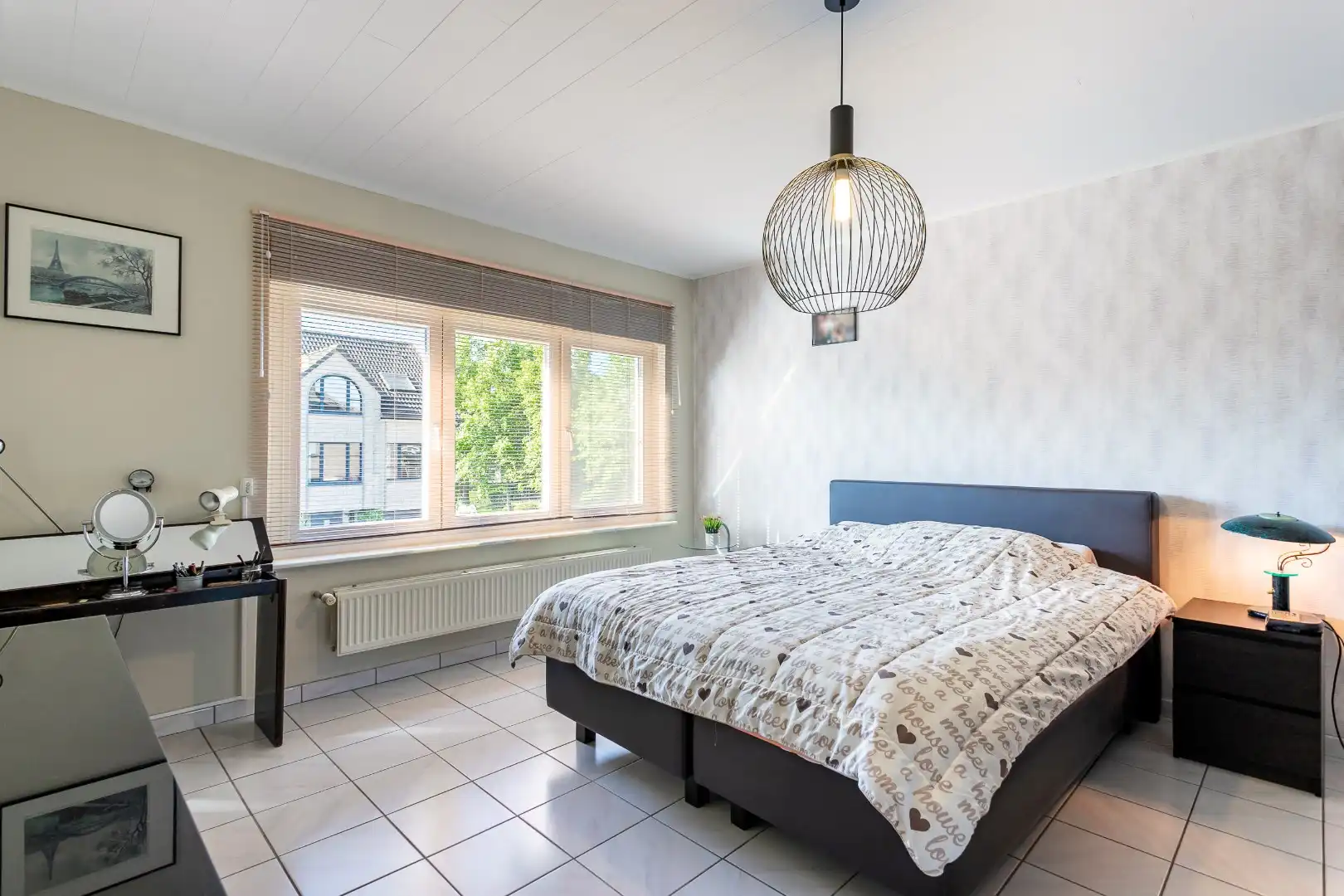 Instapklare gezinswoning met 3 slpk. en ruime tuin foto 14