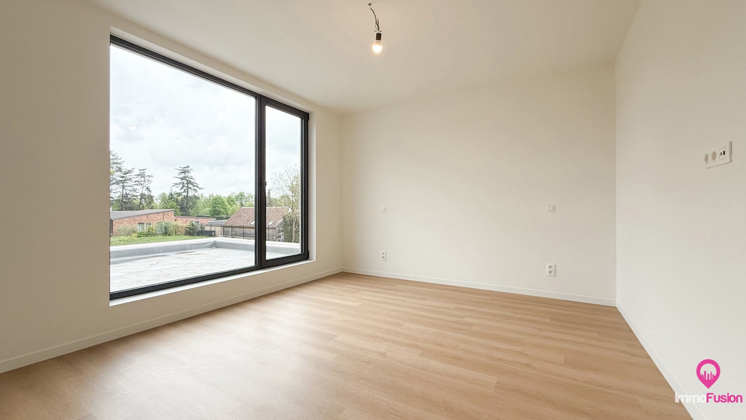 Stijlvolle nieuwbouwwoning met diepe tuin + vloerverwarming! foto 15