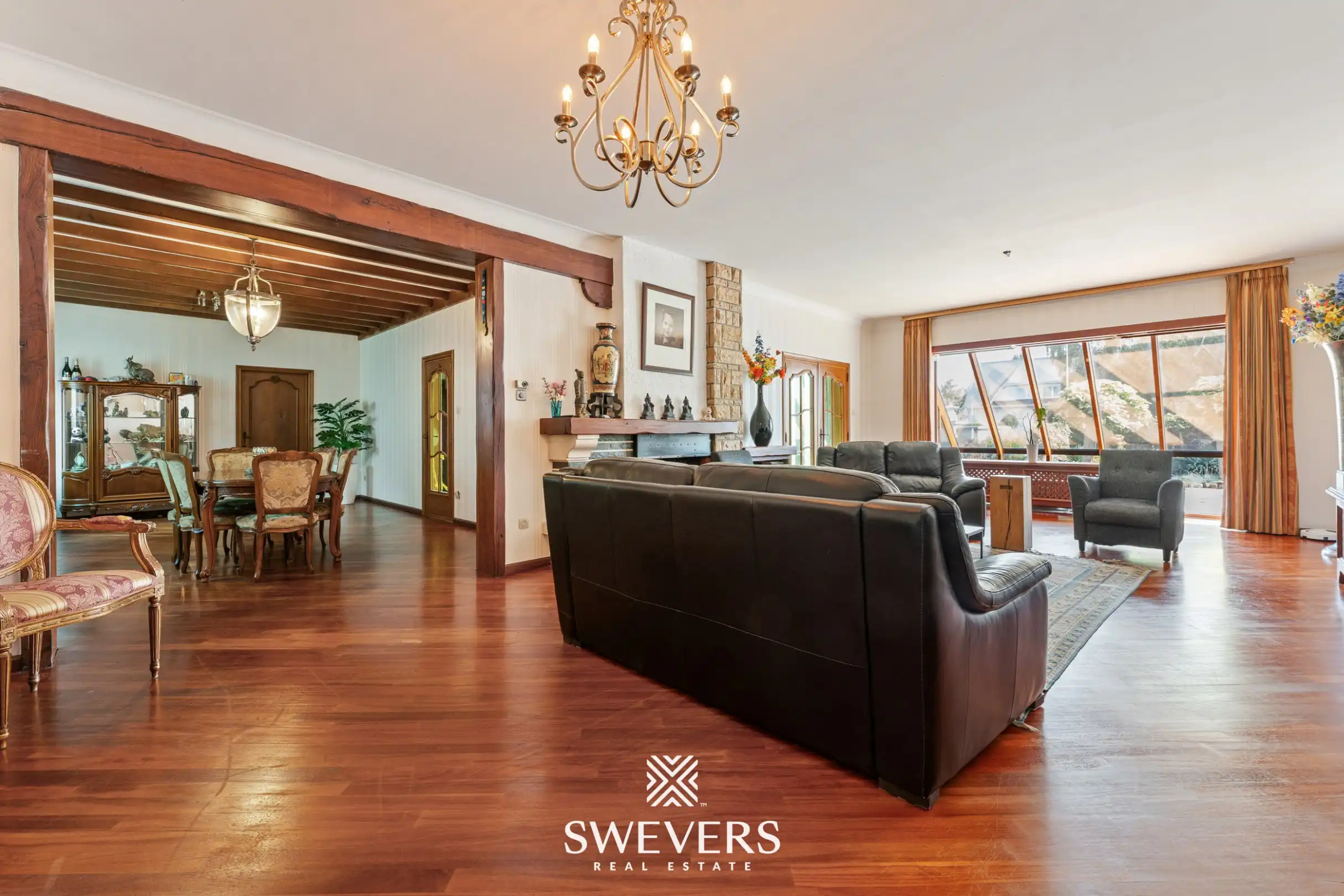 Uniek Privé-domein met eigen wellness, binnenzwembad en feestzaal foto 5