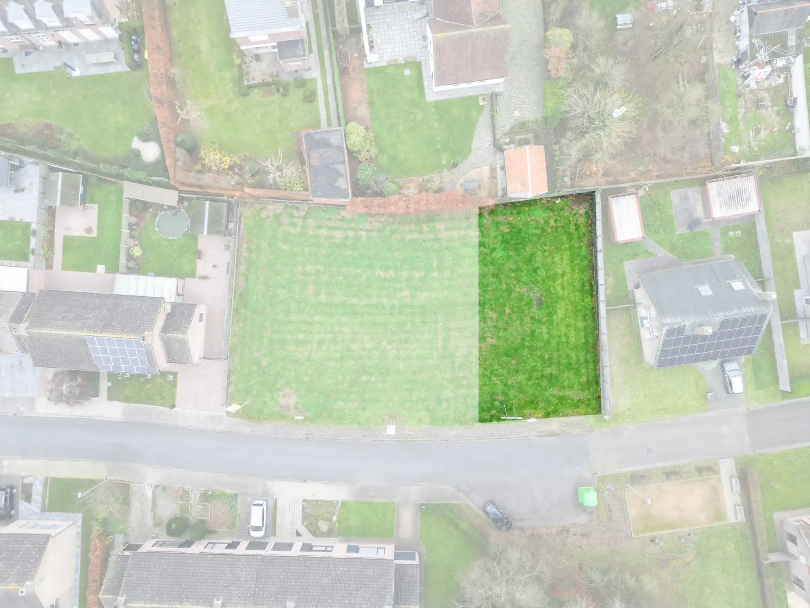 Villaperceel in rustige woonbuurt foto 3