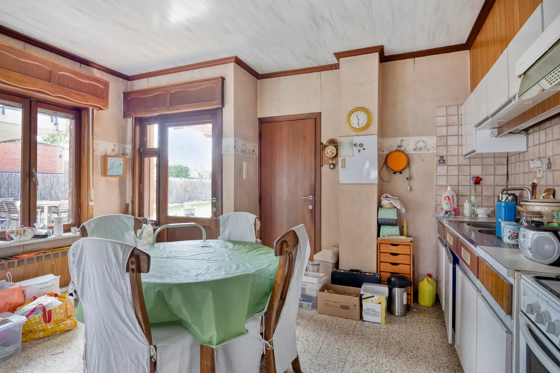 Te renoveren gesloten bebouwing met 3 slaapkamers in Puurs  foto 9