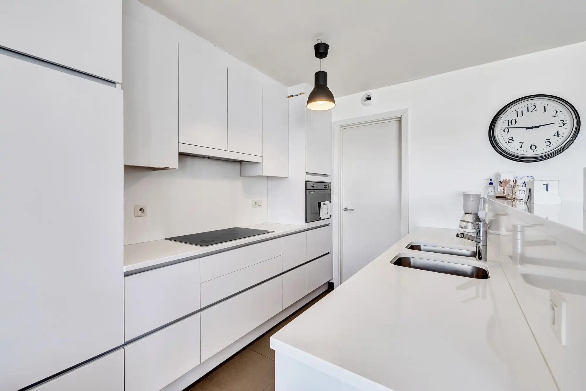Ruim 2-slaapkamer app met staanplaats in centrum Ninove foto 8