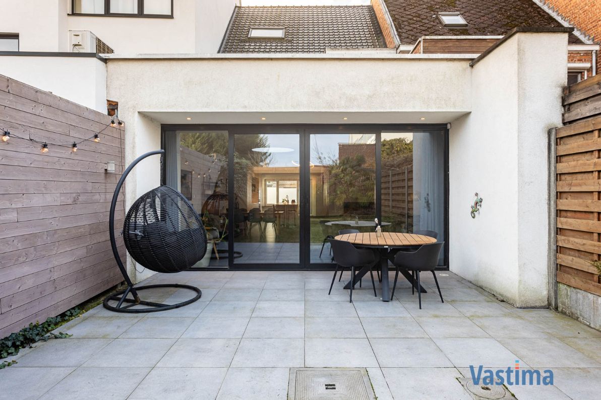 Instapklare, lichtrijke én gerenoveerde gezinswoning foto 13